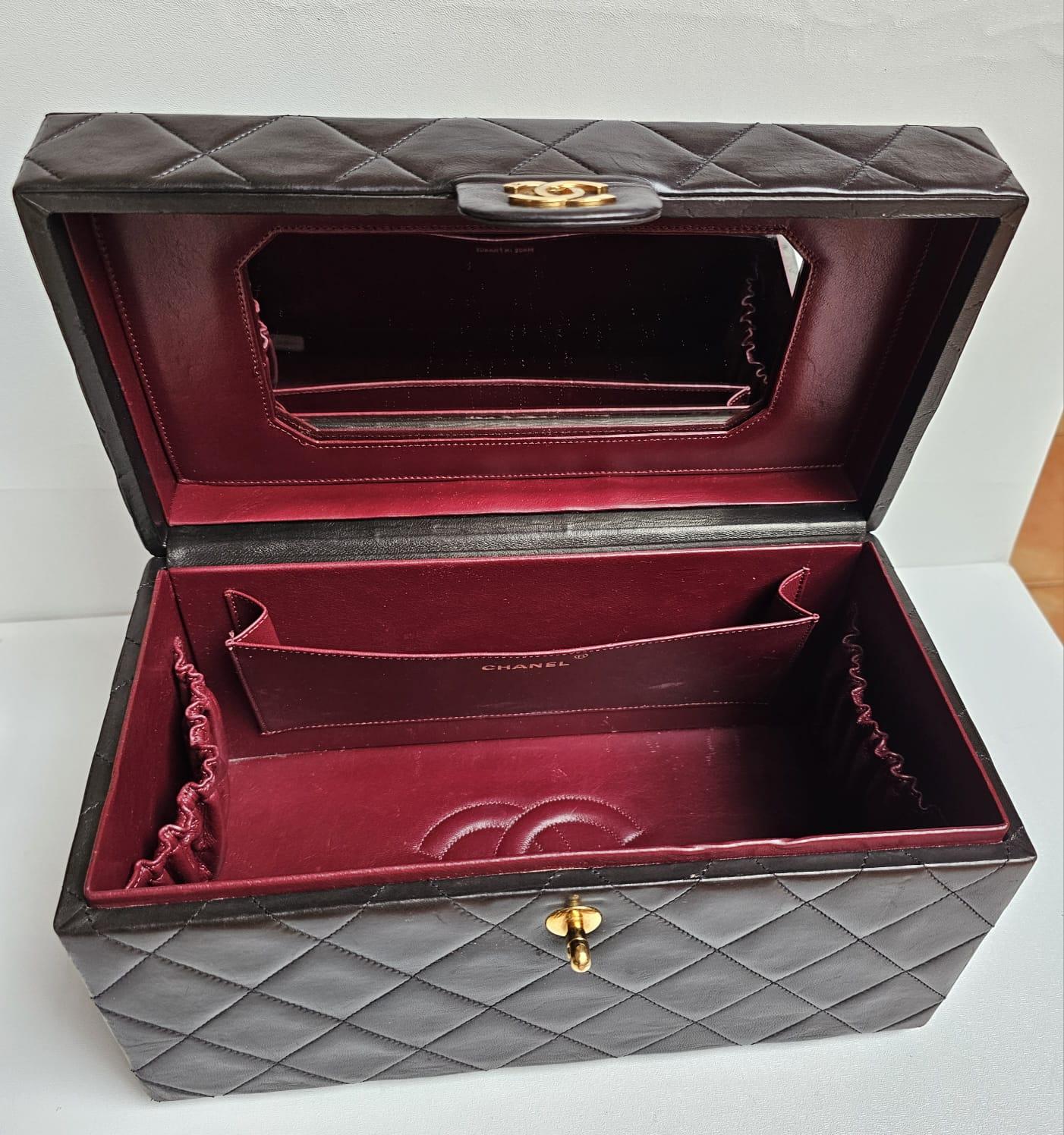 Rare Vintage Chanel Dark Brown Lambskin Quilted Large Vanity Box For Sale 4