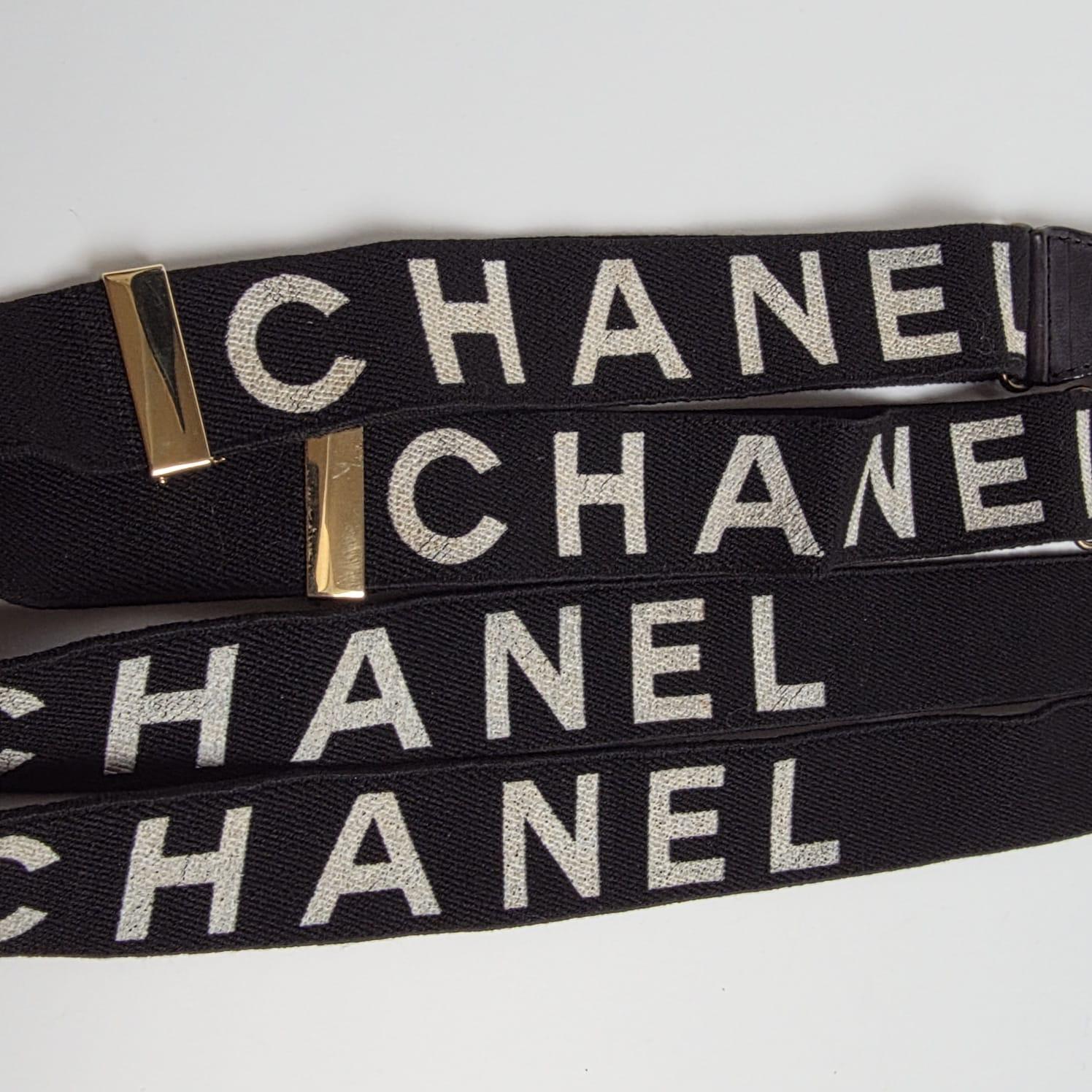 Seltene Vintage Chanel Schwarz Logo Strumpfhalter im Angebot 4