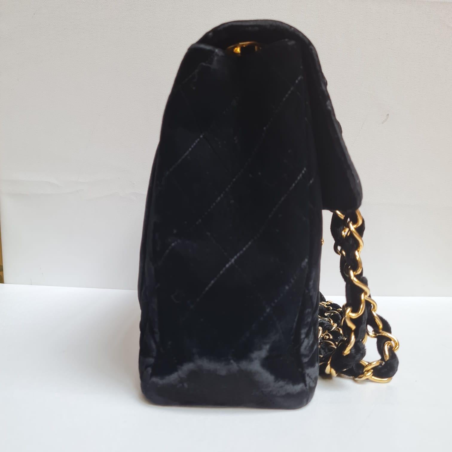 Rare Vintage Chanel Black Velvet Quilted Jumbo 24K Large CC Single Flap Bag 2