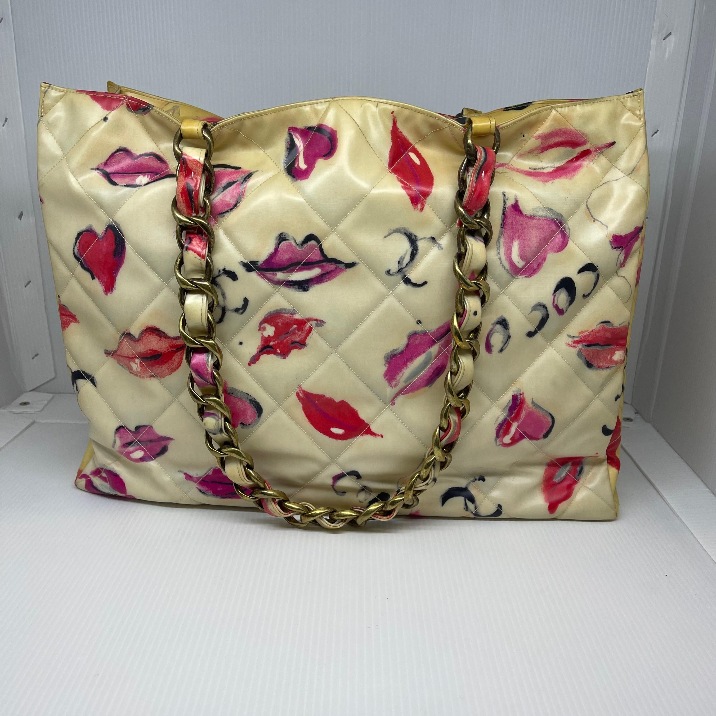 Women's Rare Vintage Chanel Extra Large Patent Lips and Heart Tote For Sale