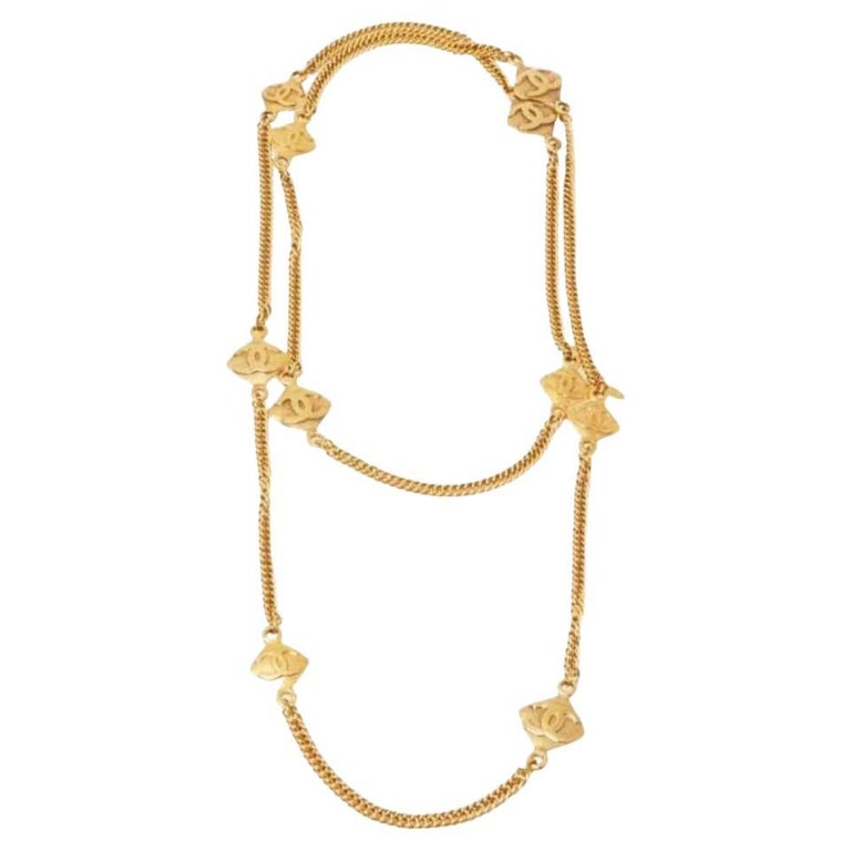 Chanel Vintage Textured Gold Toned CC Pendant Necklace, 1993 For Sale at  1stDibs