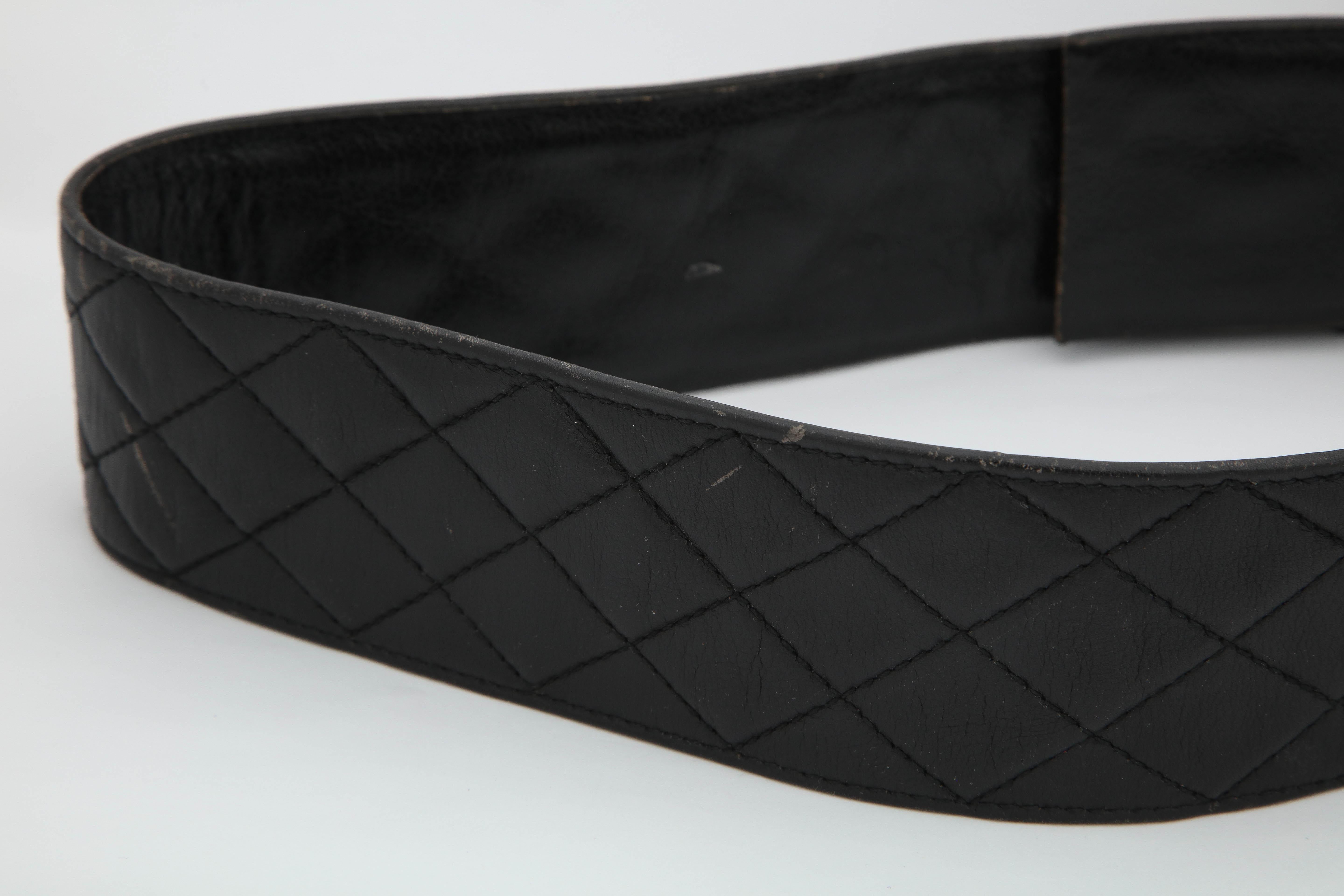 Rare Vintage Chanel Gun Motif Leather Belt 2