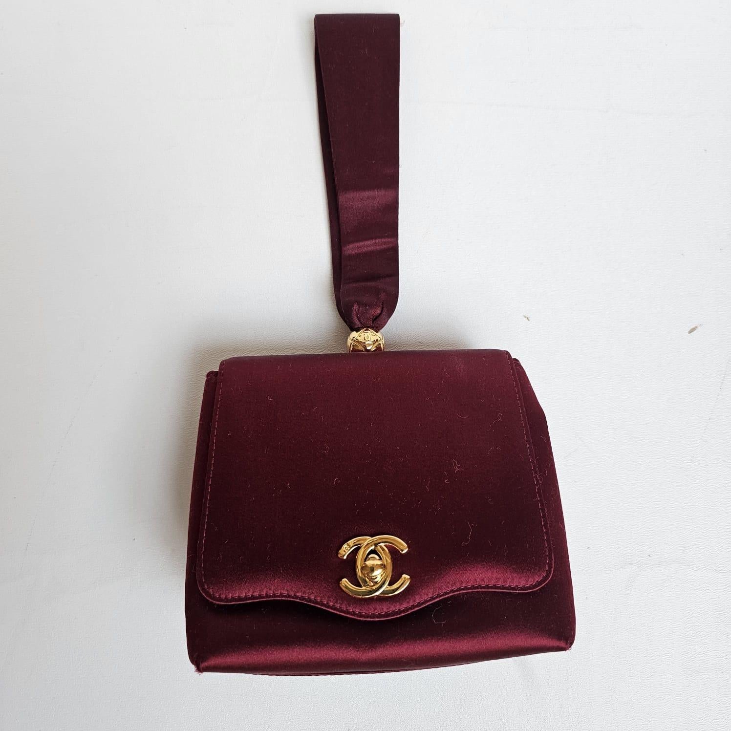 Chanel mini sac de soirée vintage marron en vente 9