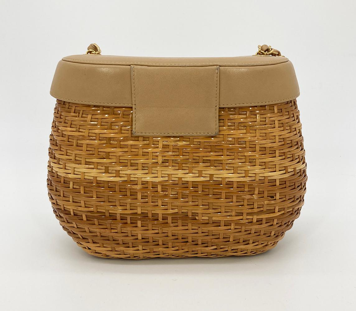 Women's RARE VINTAGE Chanel Wicker Basket Bag
