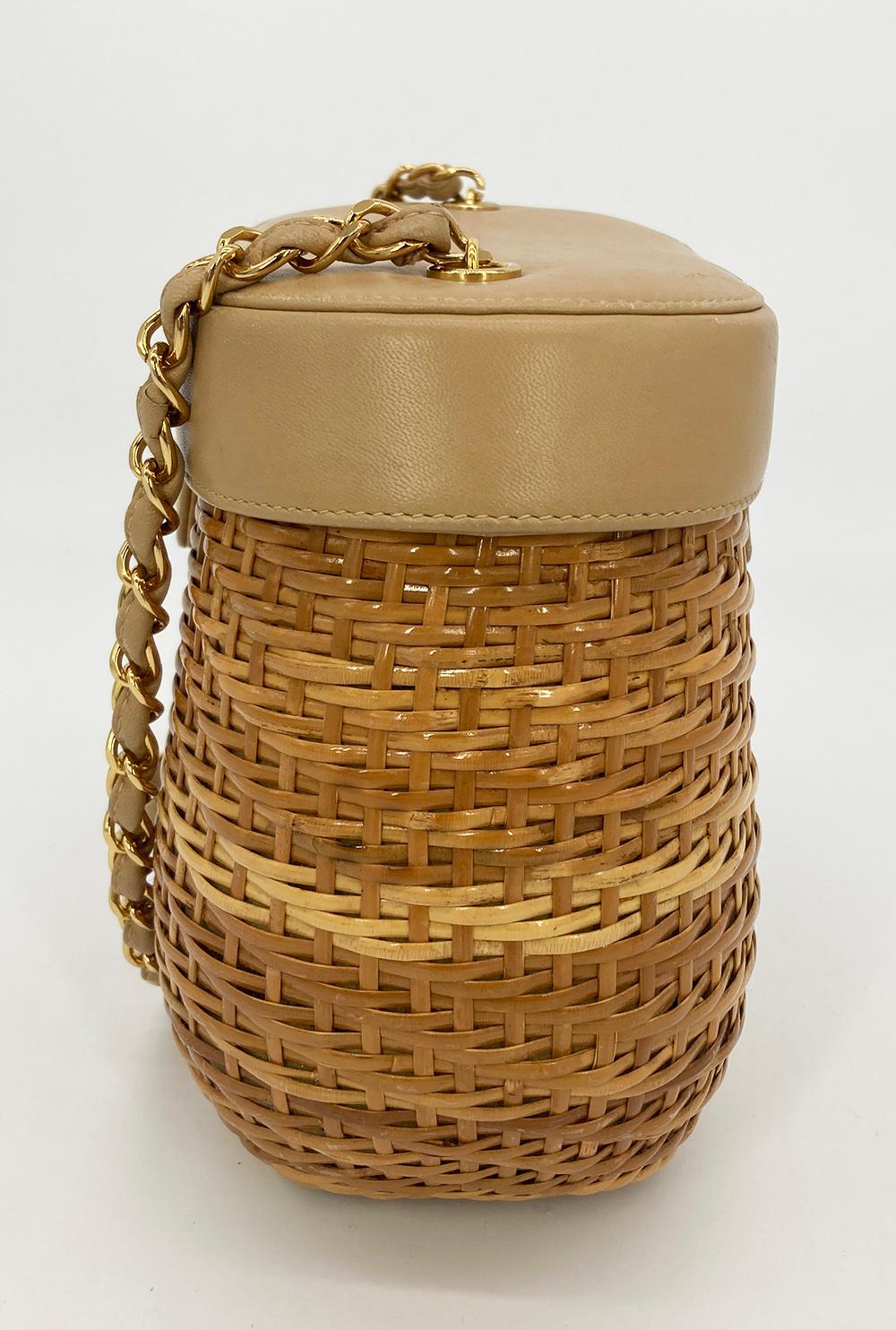 RARE VINTAGE Chanel Wicker Basket Bag For Sale 1