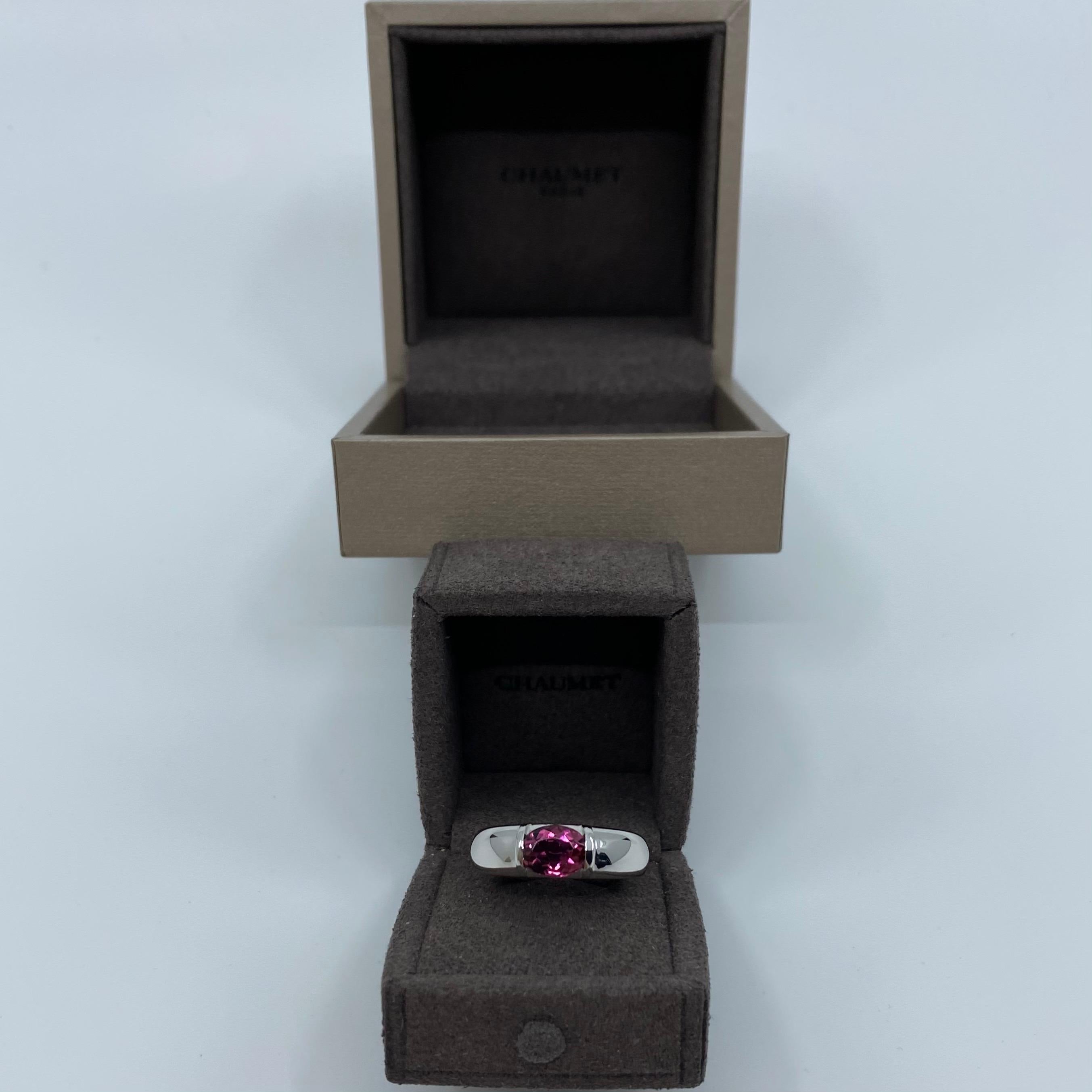 Chaumet, bague et boîte Chaumet vintage en or blanc 18 carats avec tourmaline rose, Paris en vente 6