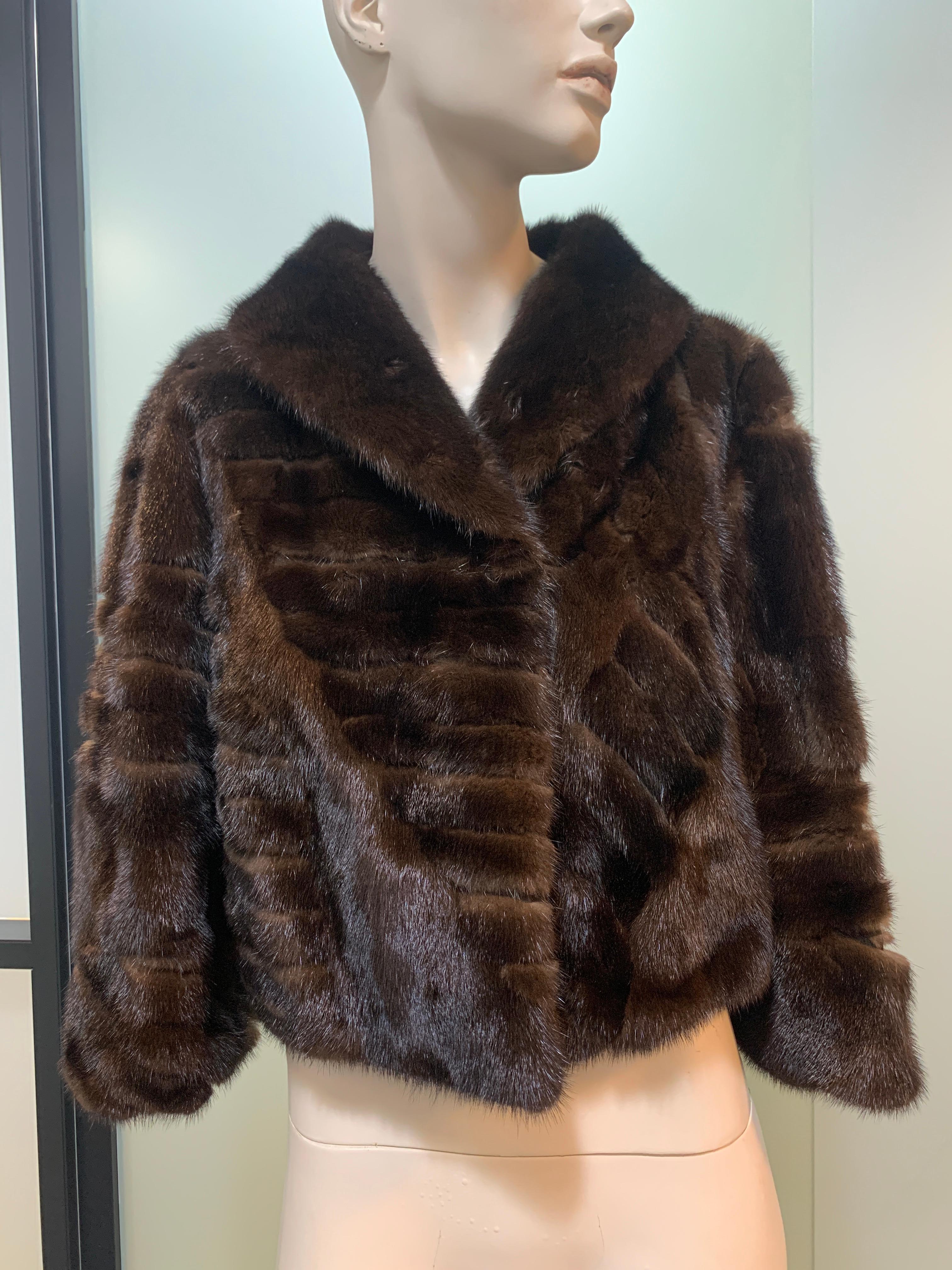Rare! Vintage Christian Dior & John Galliano 2006 Mink Fur Jacket
John Galliano for Christian Dior
Collection: Christian Dior 2006 Fall / winter
Christian Dior style: 6A20077580
Marked Size: 8 (US) 44 (It) 40 (fr)
Country of manufacture: France
We