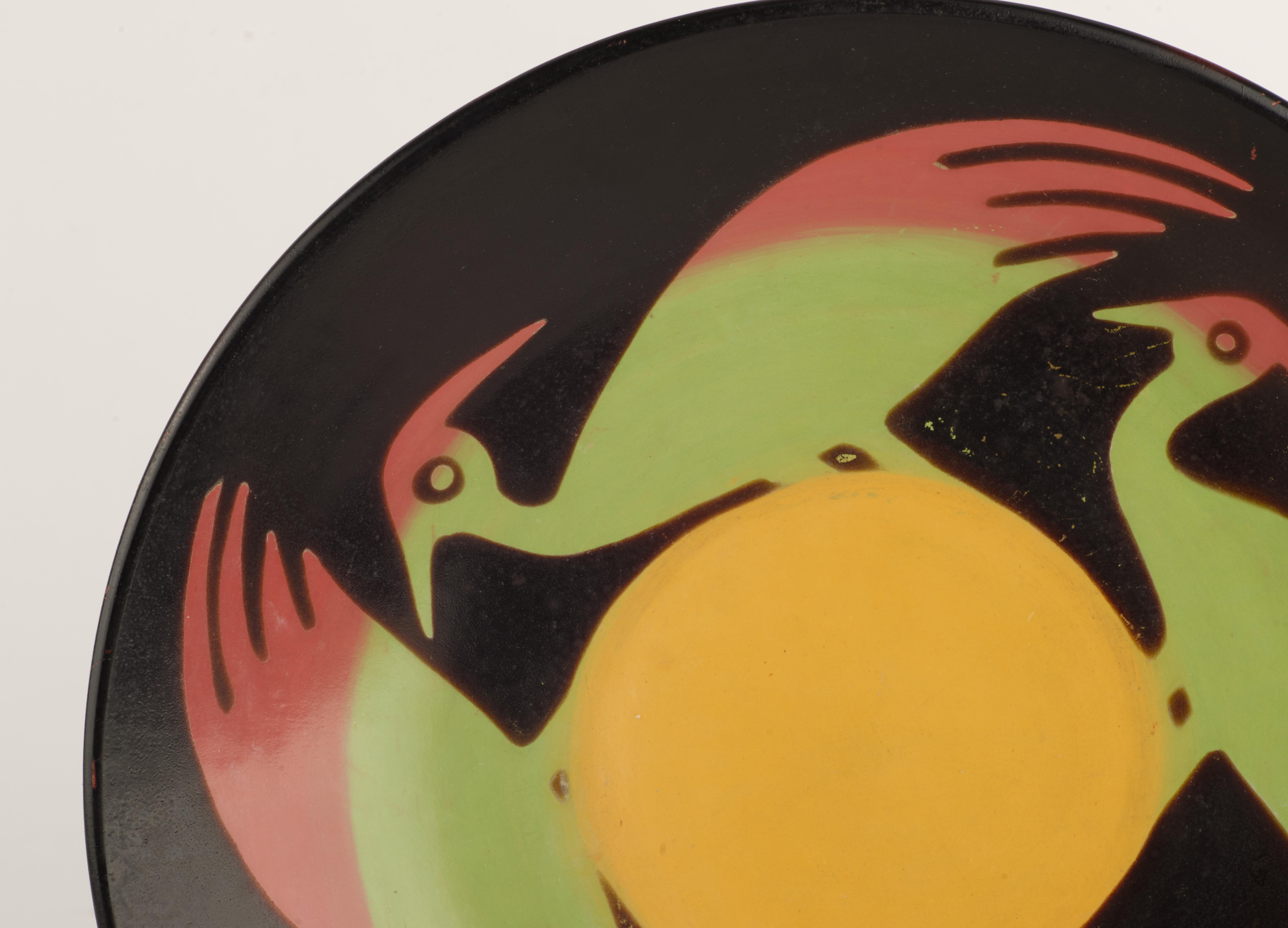 20th Century Rare Vintage Chulucanas Pottery Platter with Birds Decor Peru For Sale