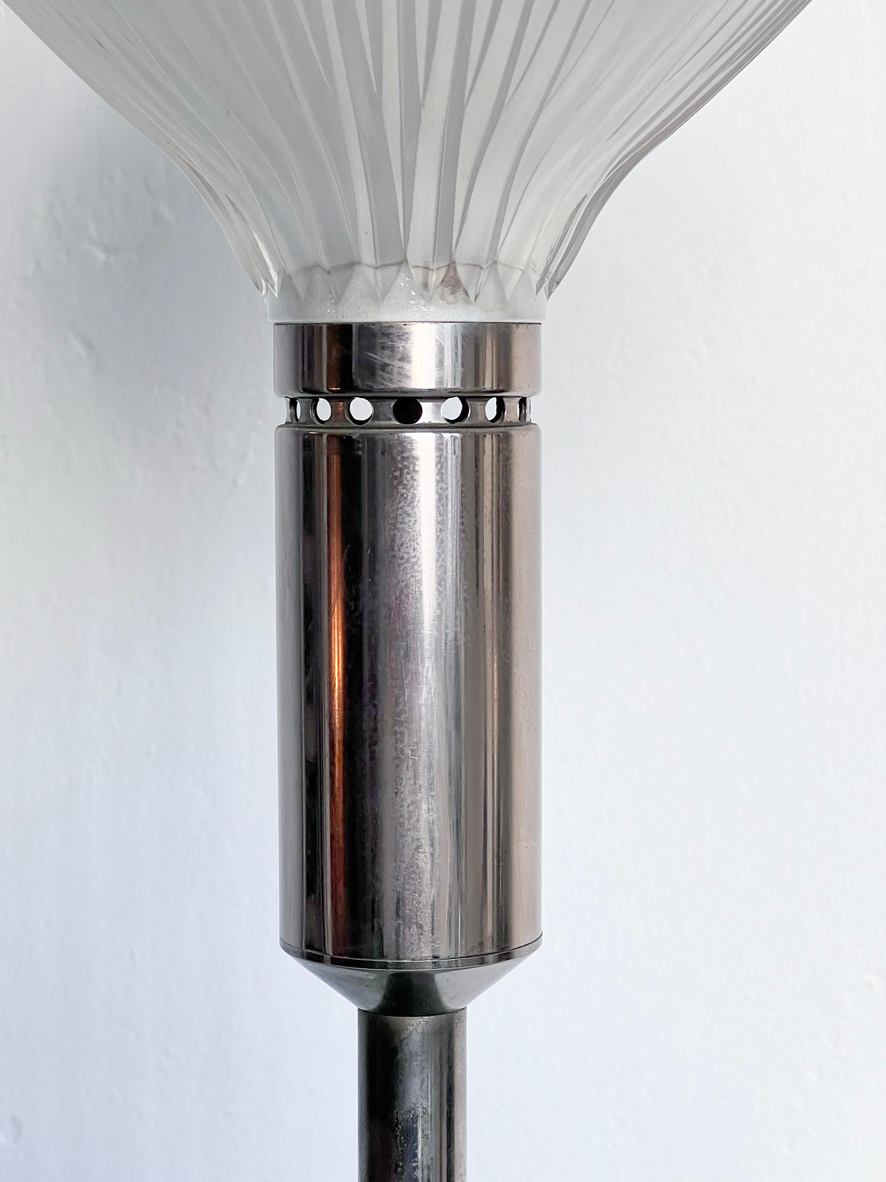 Metallo Rara lampada da terra Polimnia d'epoca da collezione dello Studio BBPR per Artemide in vendita