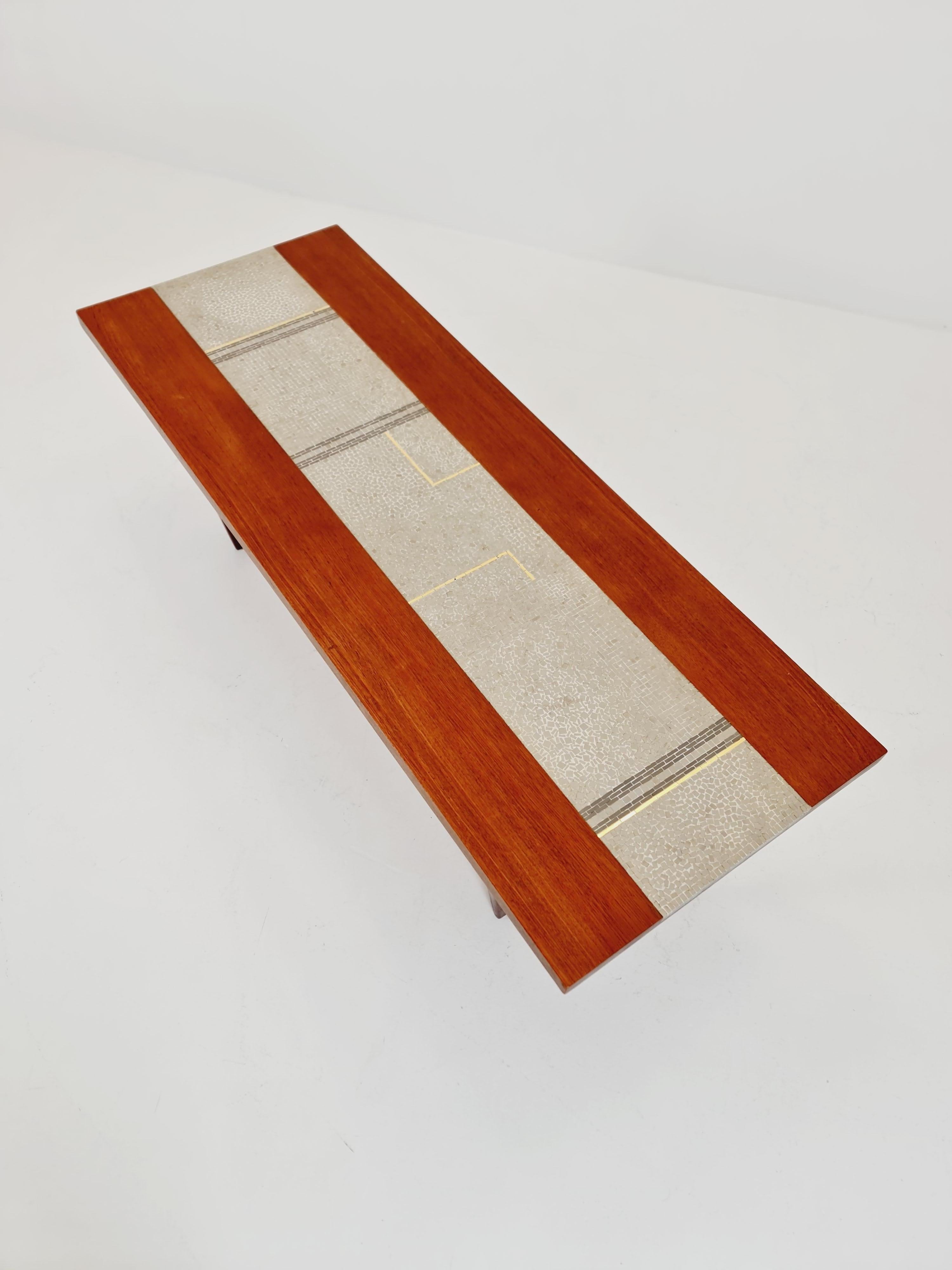 Mid-Century Modern Rare table basse danoise en mosaïque de teck des années 60 en vente