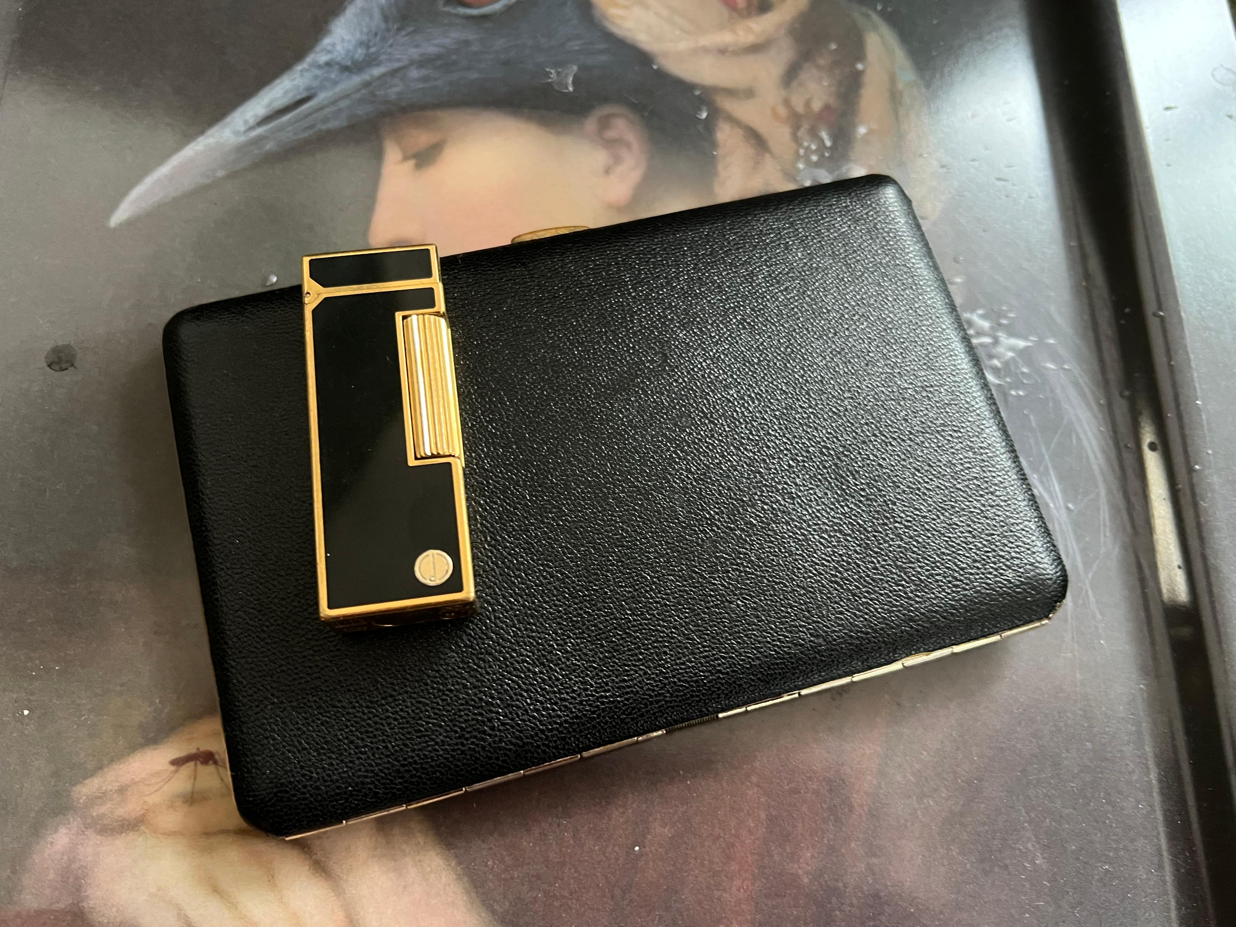 Rare Vintage Dunhill Cigarette Lather and Swiss Lighter Gift Set 7