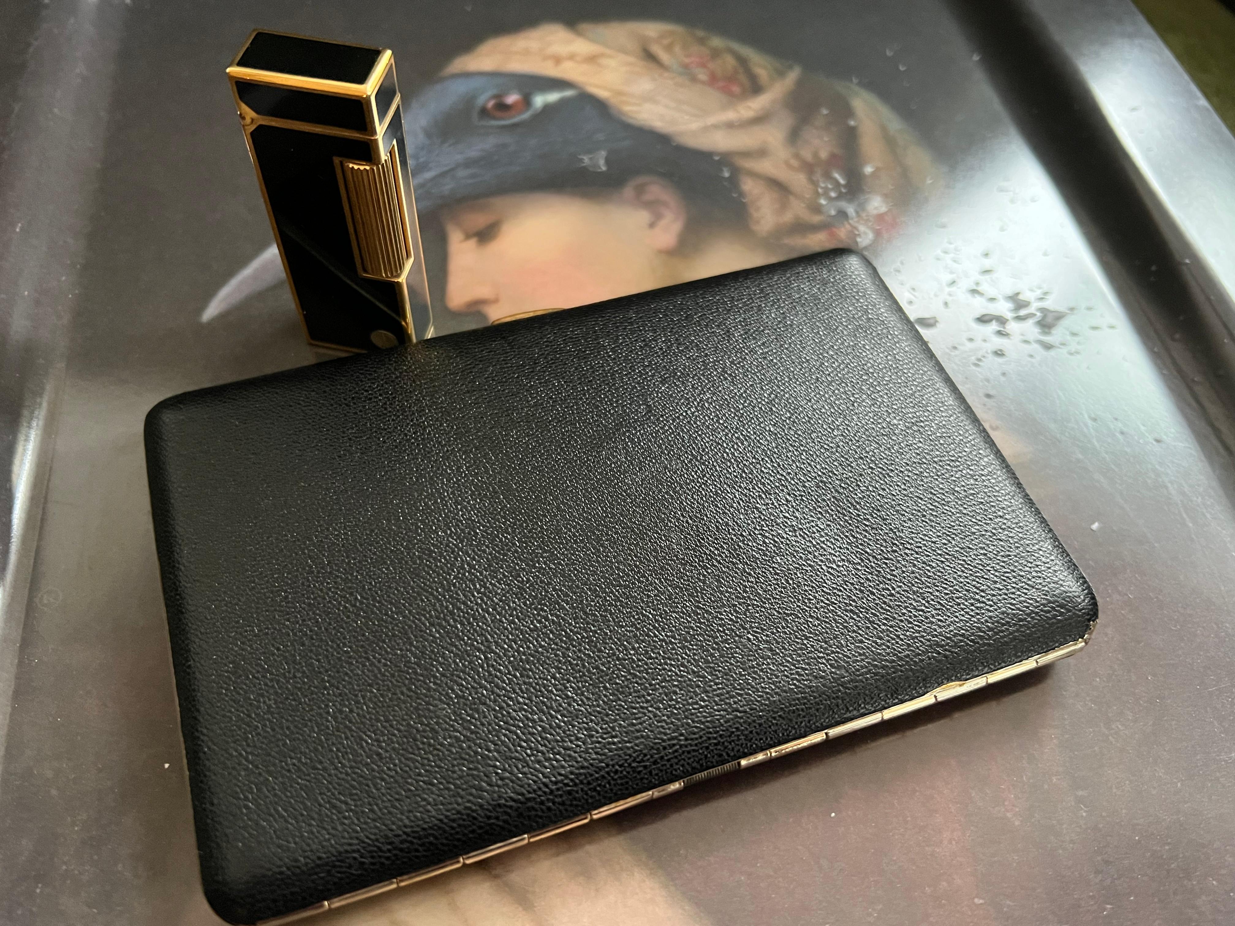 Rare Vintage Dunhill Cigarette Lather and Swiss Lighter Gift Set 1