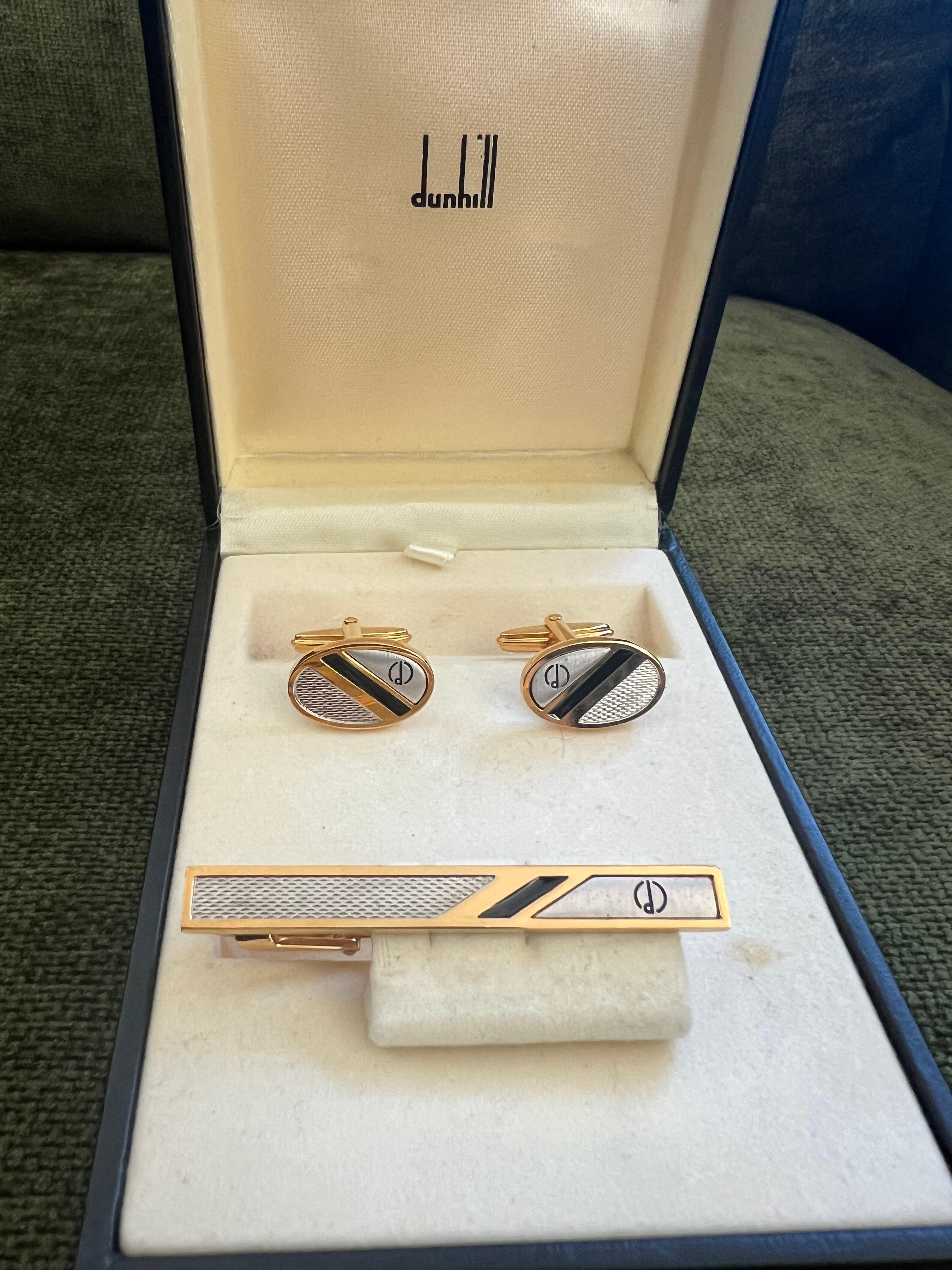 Art Deco Rare Vintage Dunhill Cufflinks & Tie Clip Gold Plated, Onyx With Original Case For Sale