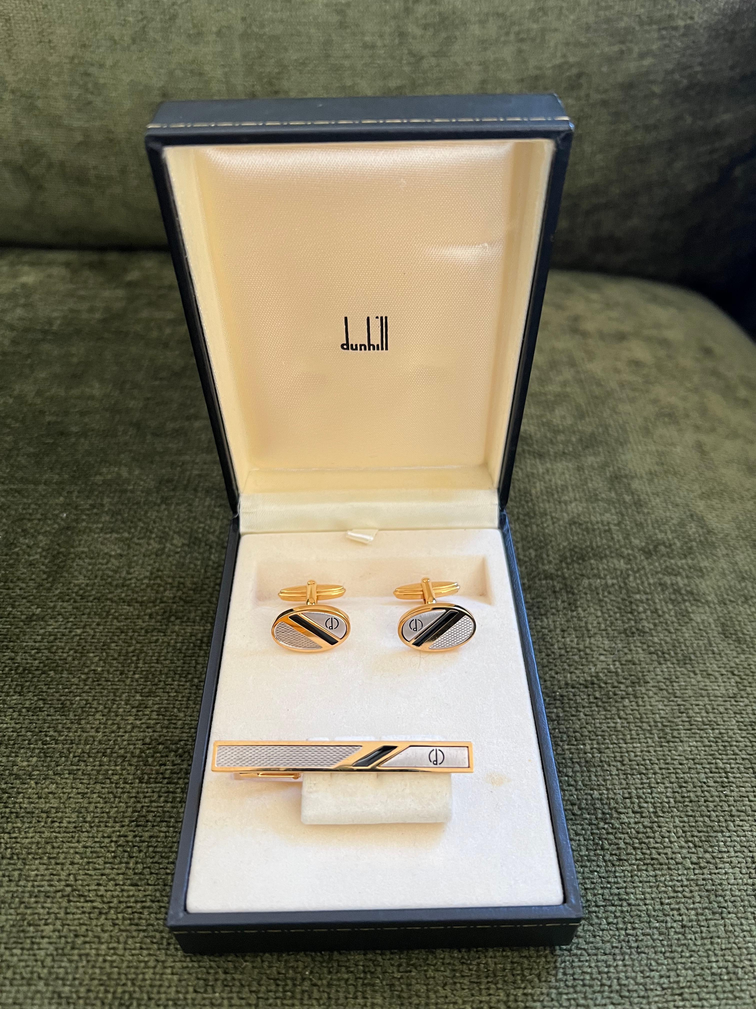 Women's or Men's Rare Vintage Dunhill Cufflinks & Tie Clip Gold Plated, Onyx With Original Case For Sale