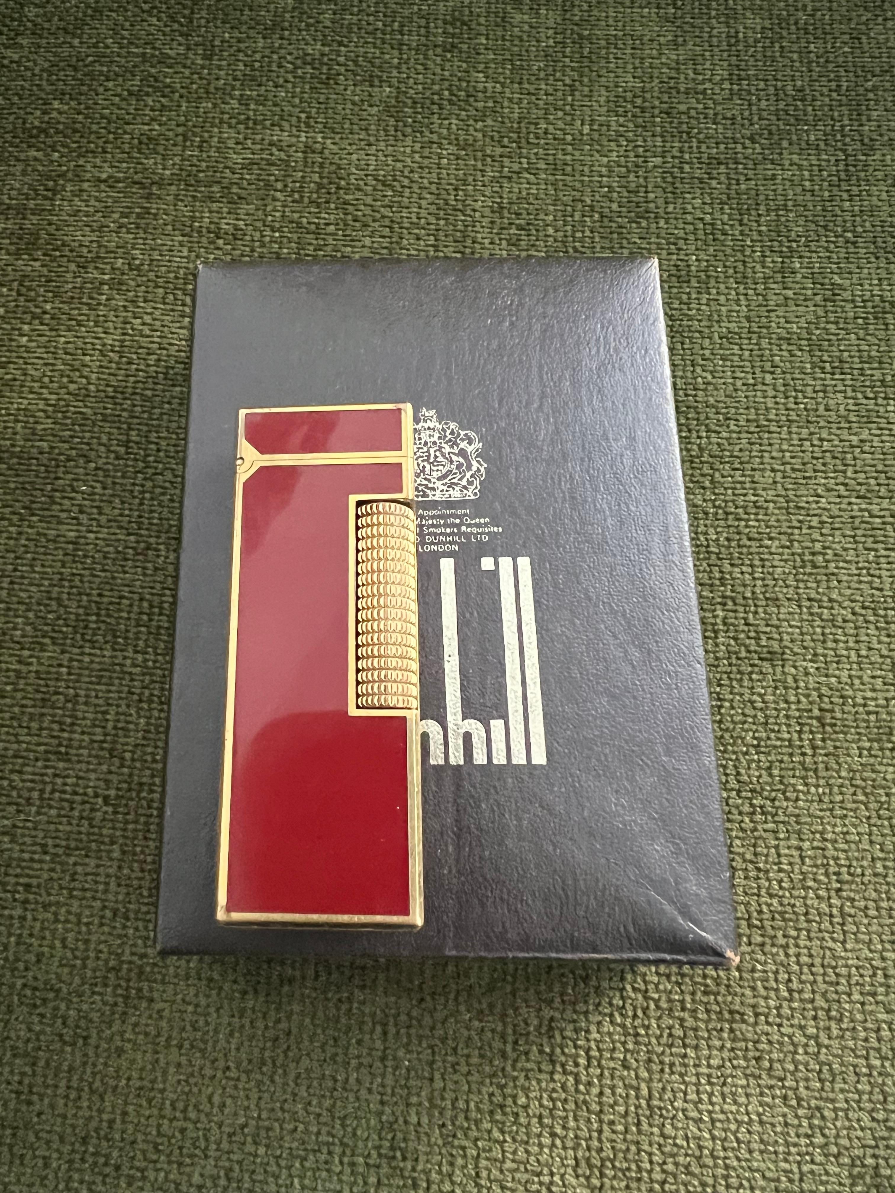 Rare Vintage Dunhill Gold Plated Red Lacquer Lighter In Original Velvet Case For Sale 6