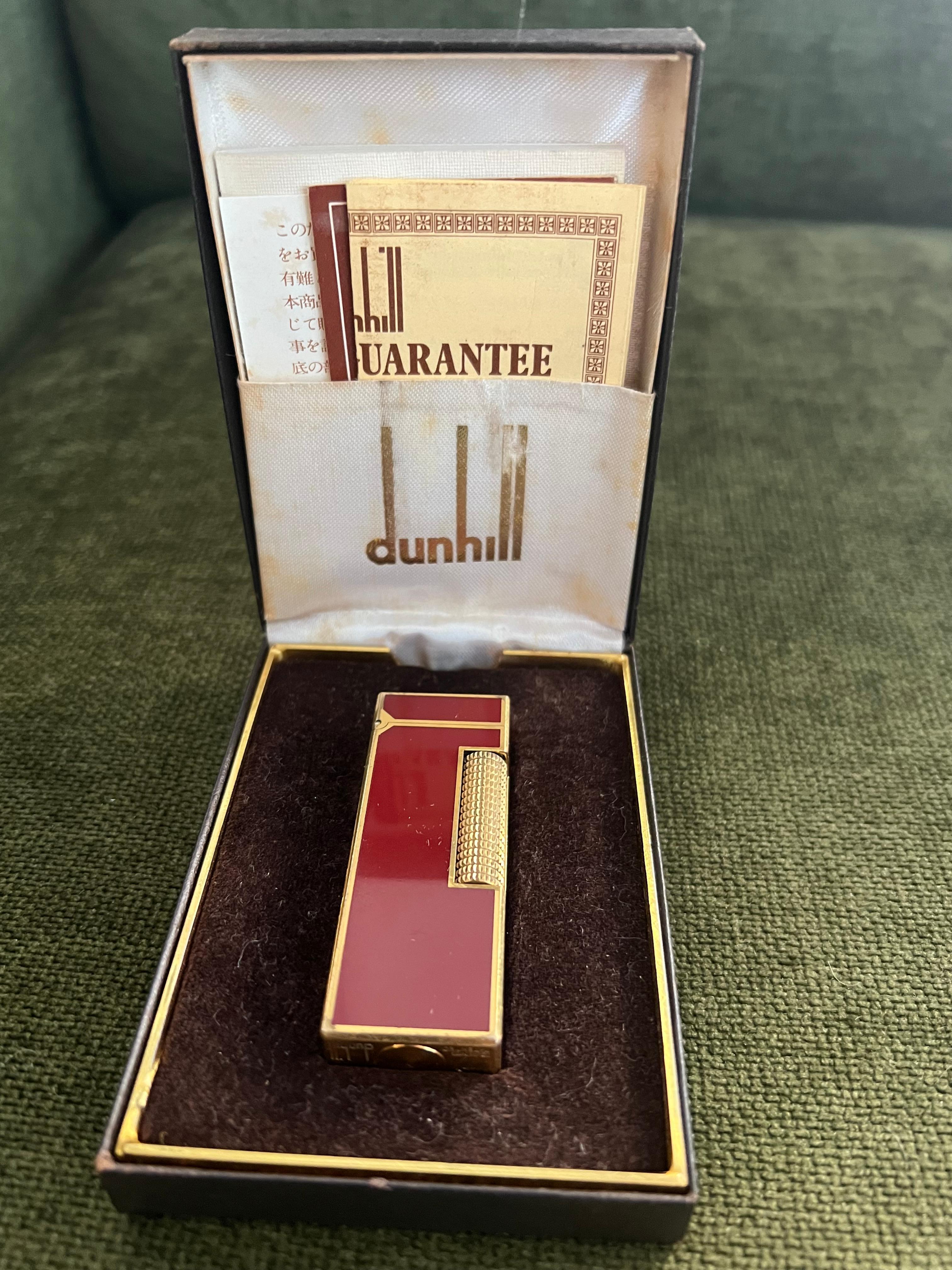 Art Deco Rare Vintage Dunhill Gold Plated Red Lacquer Lighter In Original Velvet Case For Sale