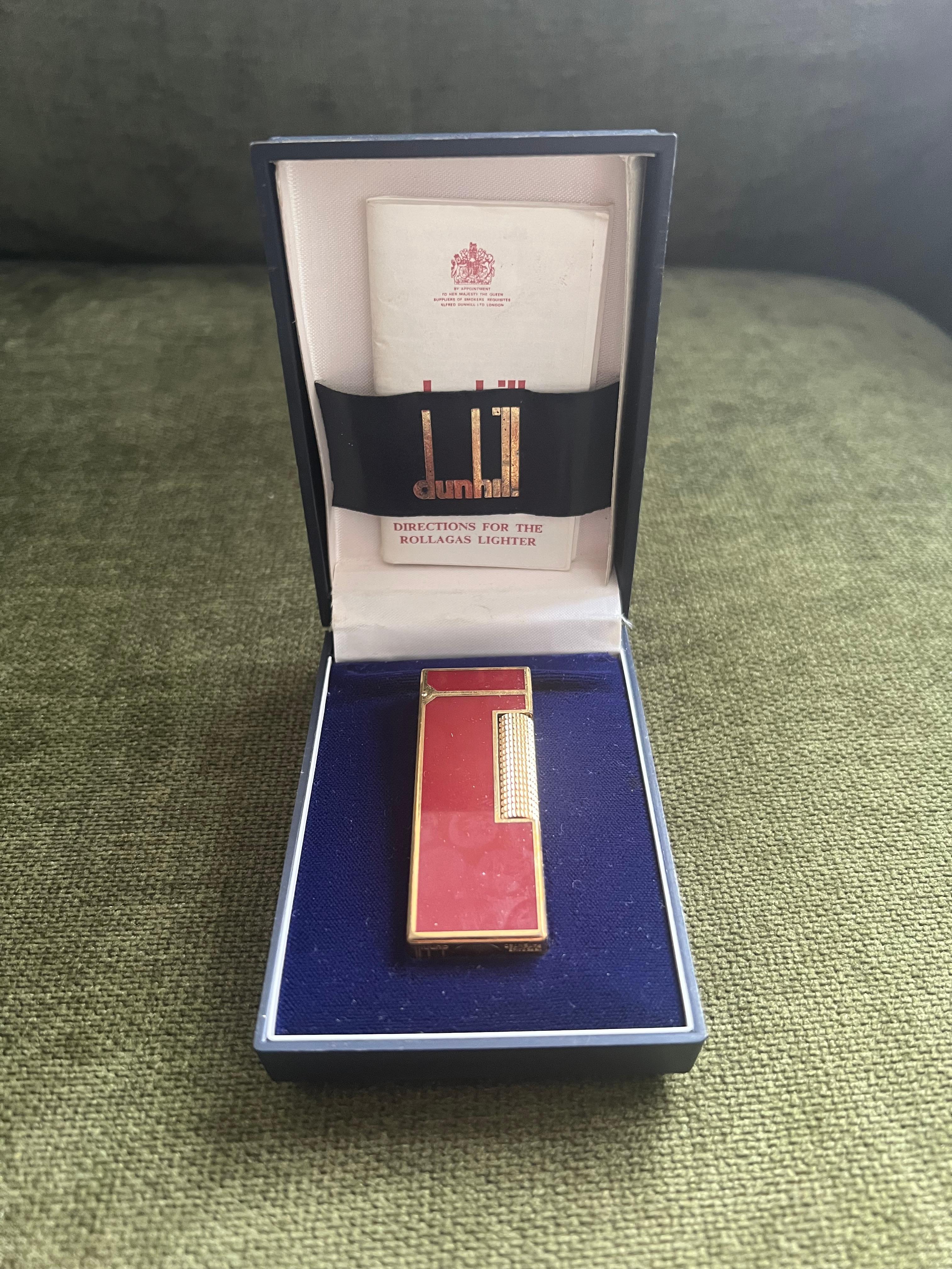 Rare Vintage Dunhill Gold Plated Red Lacquer Lights Original Dunhill Case en vente 2