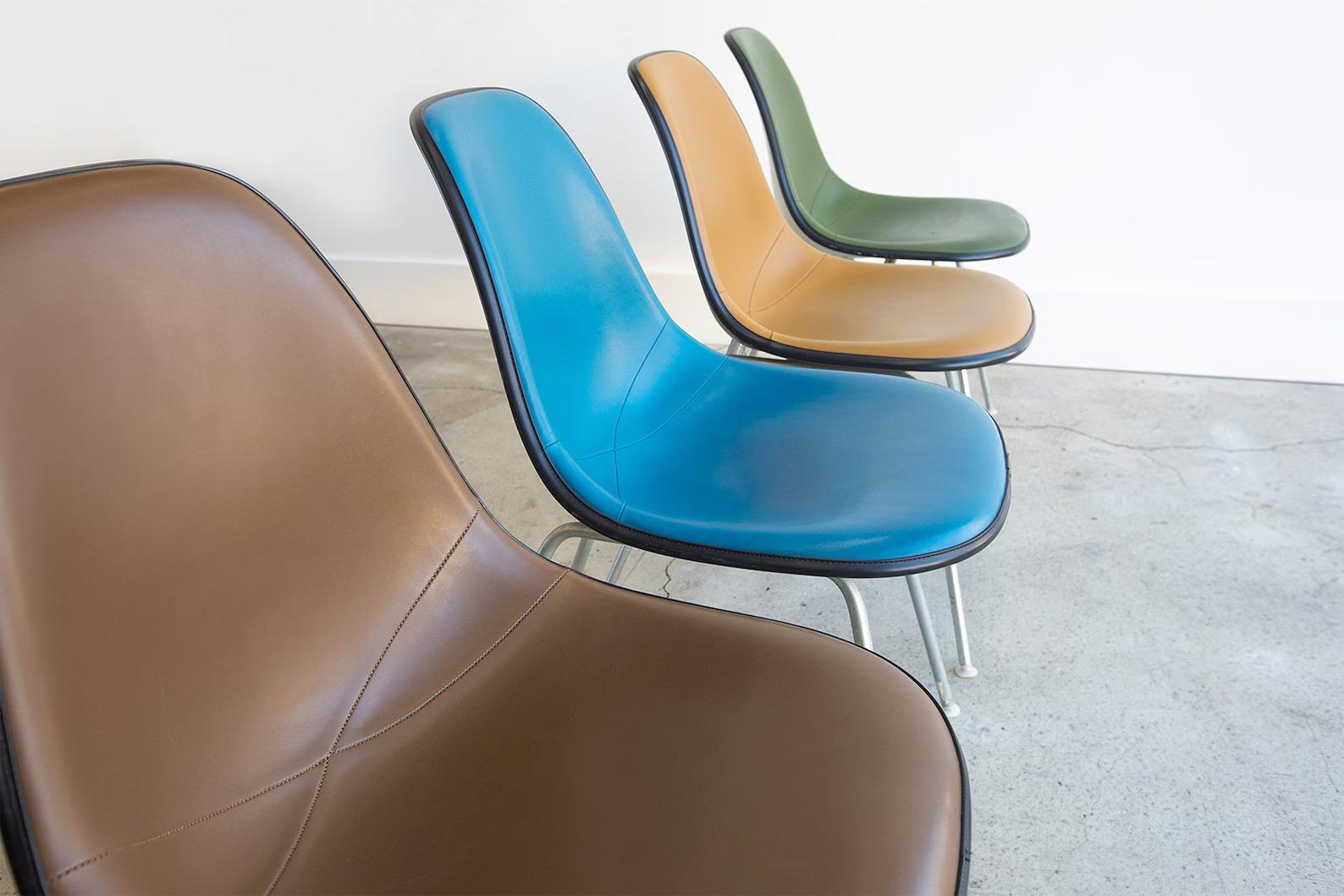 Mid-20th Century Rare Vintage Eames for Herman Miller DAH Base Dinning Chairs Multicolor Set of 4 For Sale