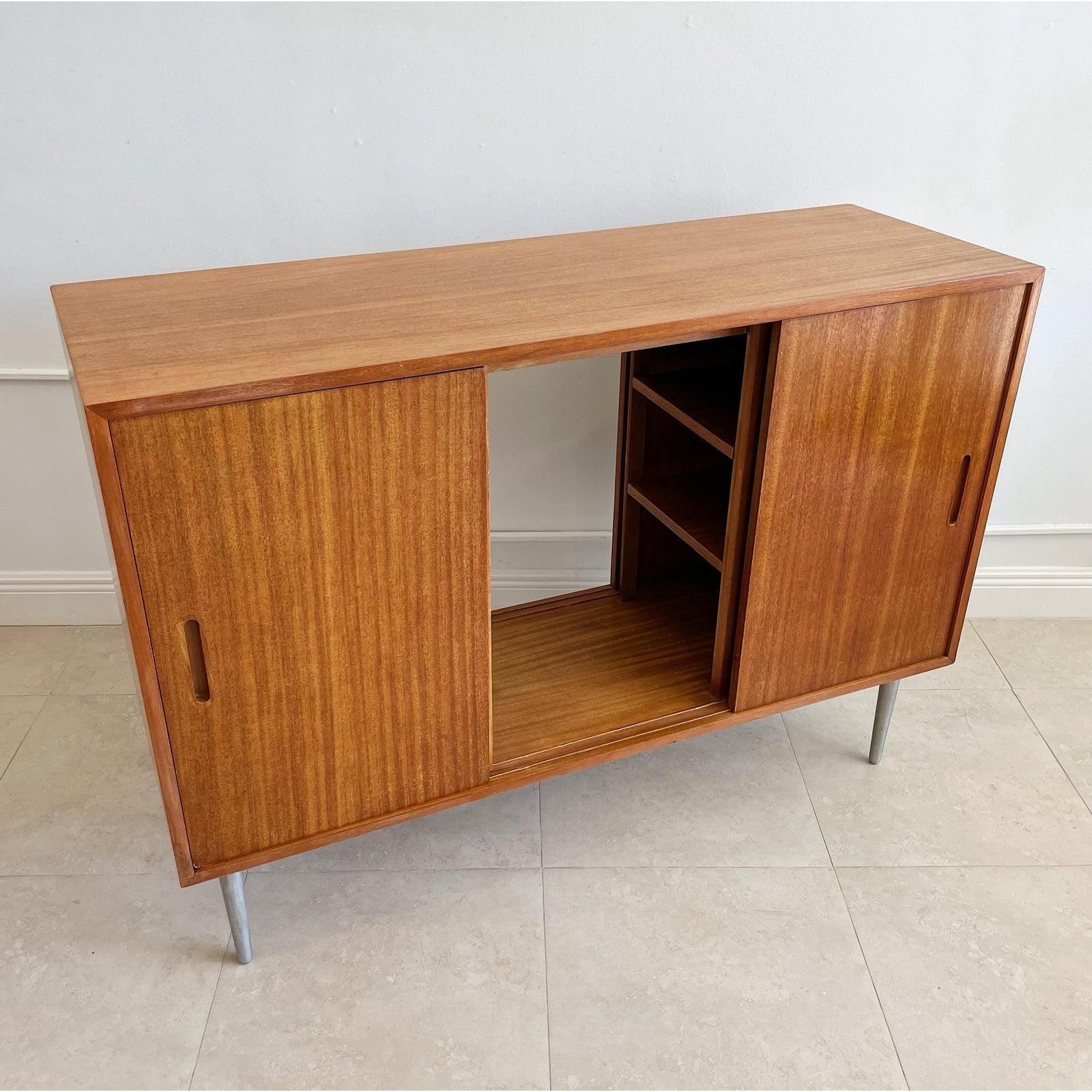 Mid-Century Modern Rare Vintage Edward Wormley for Dunbar Double Sided Room Divider Credenza with S For Sale