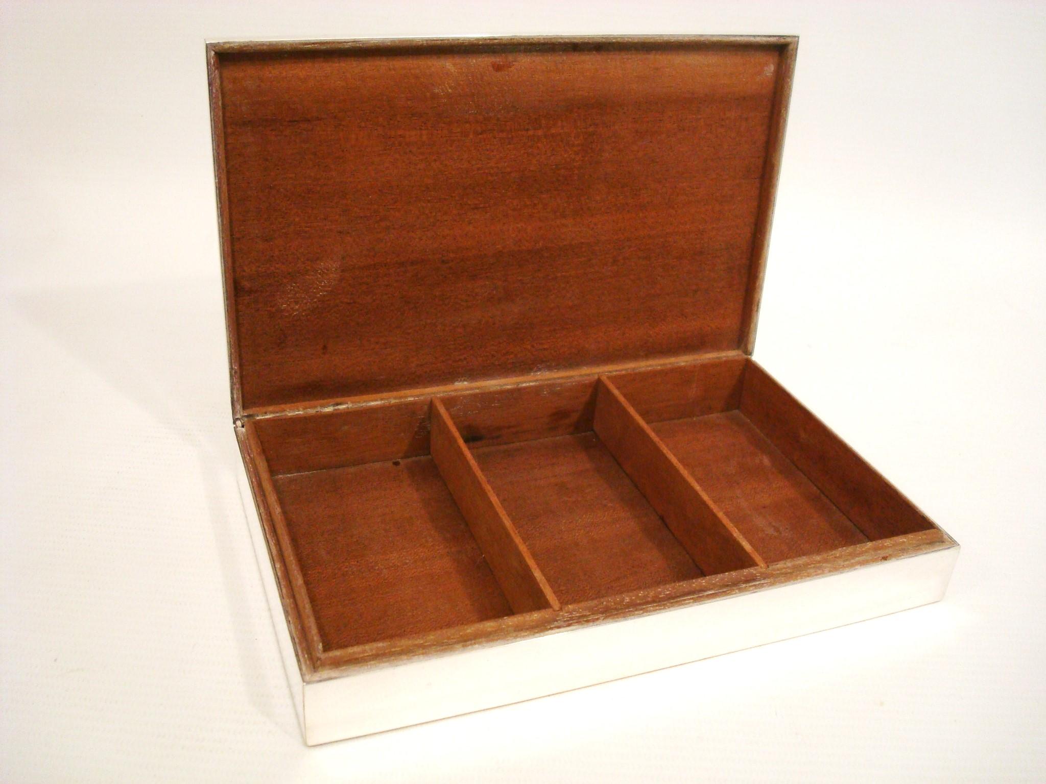 20th Century Rare vintage engine turned Hermès box, France, circa 1960s.