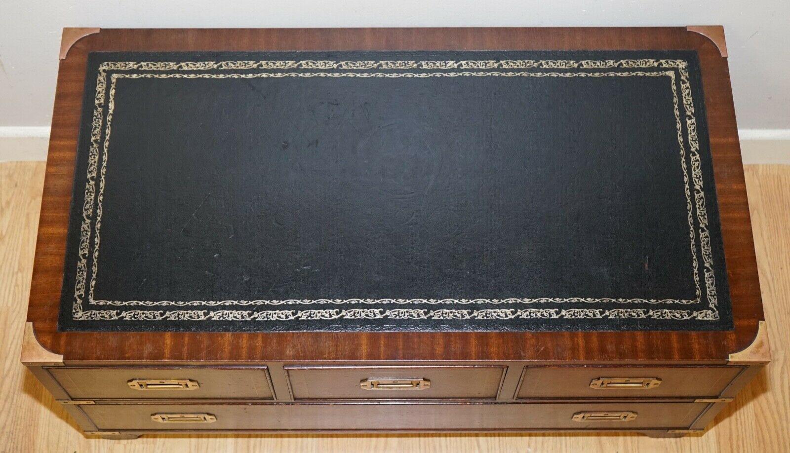 Rare Vintage Flamed Hardwood Military Campaign Low Chest of Drawers In Good Condition In West Sussex, Pulborough