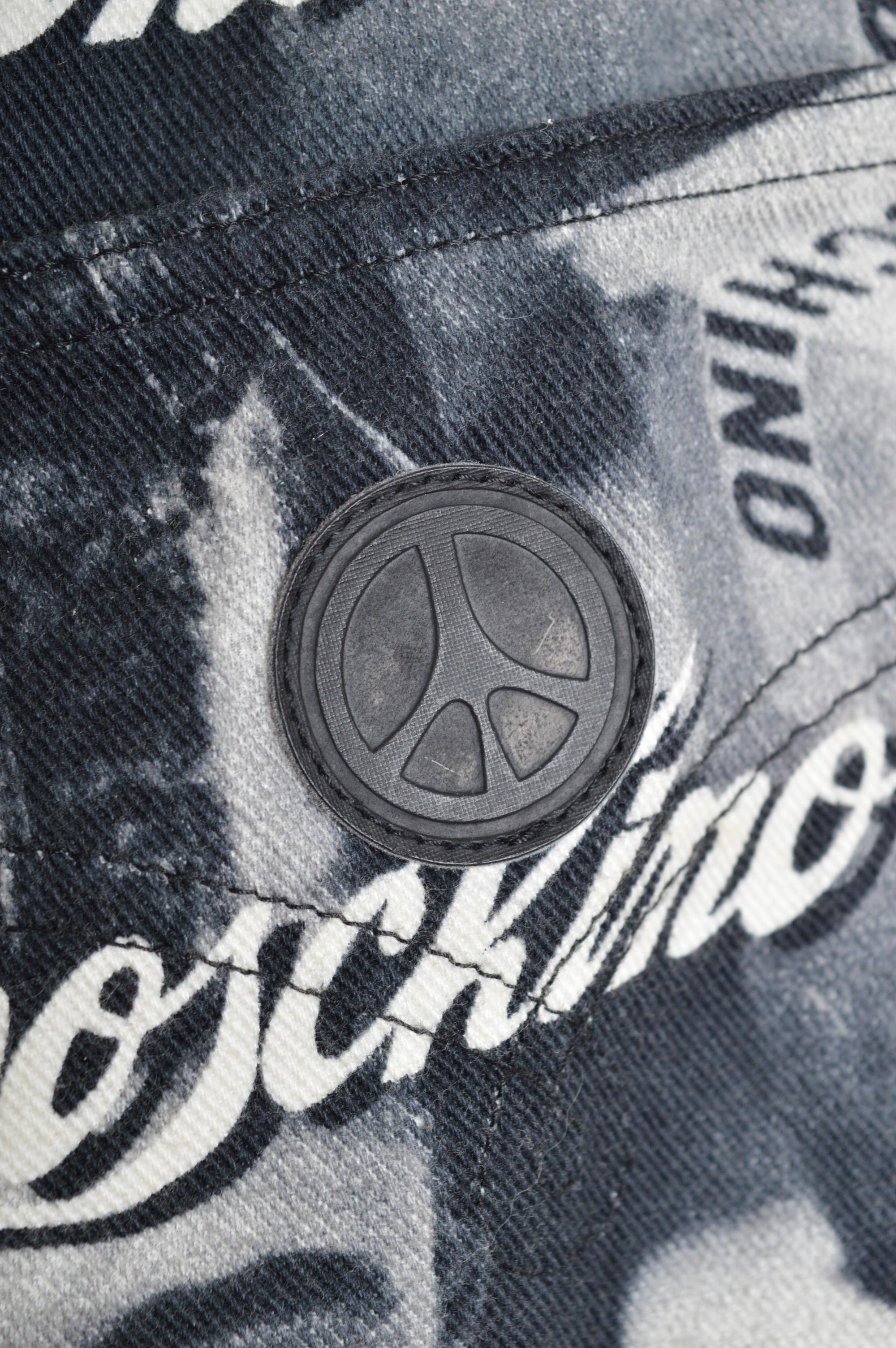 Rare Vintage Franco Moschino Face 1990's Black Photo print denim Jeans en vente 5