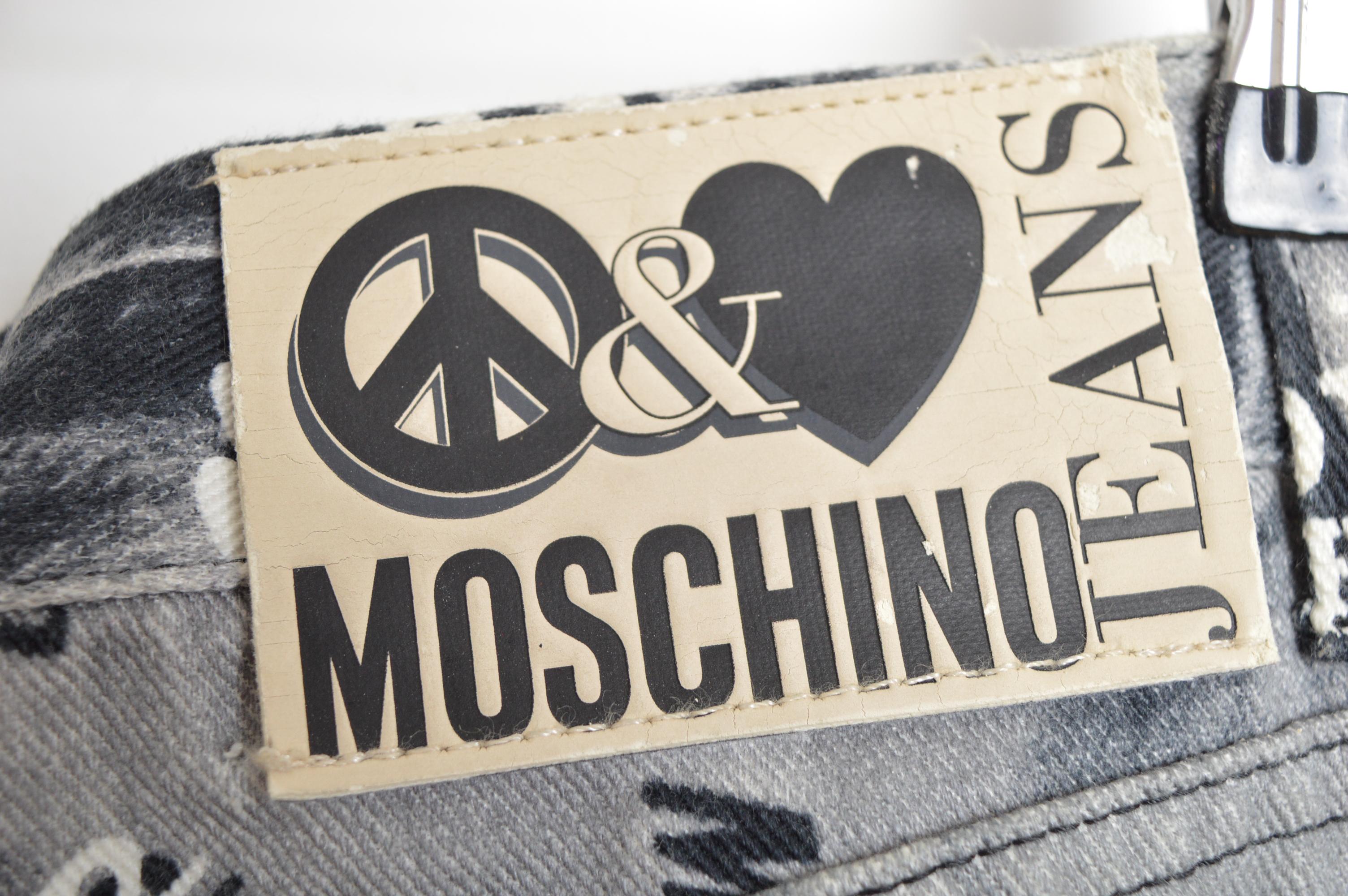 Rare Vintage Franco Moschino Face 1990's Black Photo print denim Jeans en vente 8