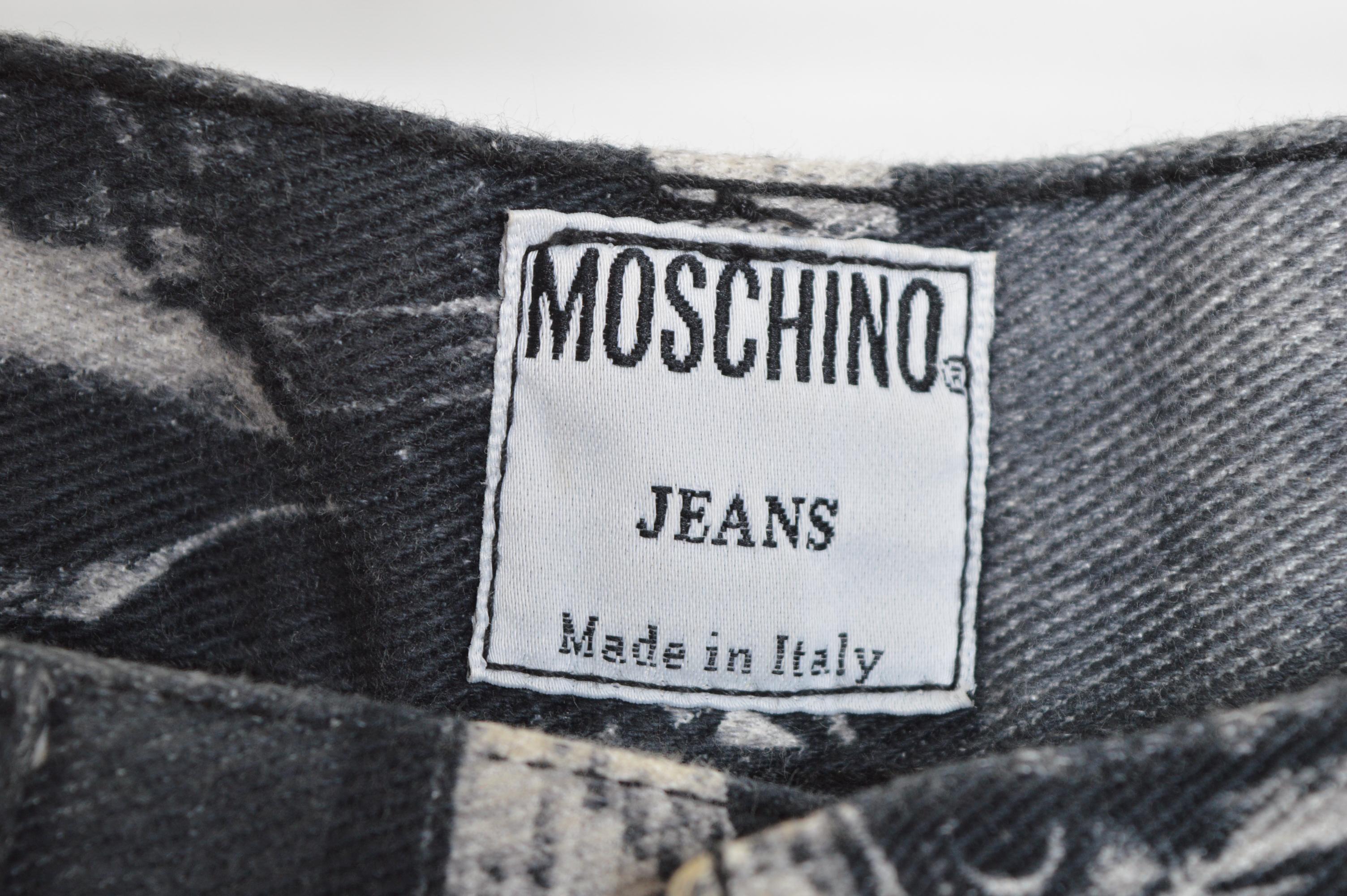 Noir Rare Vintage Franco Moschino Face 1990's Black Photo print denim Jeans en vente