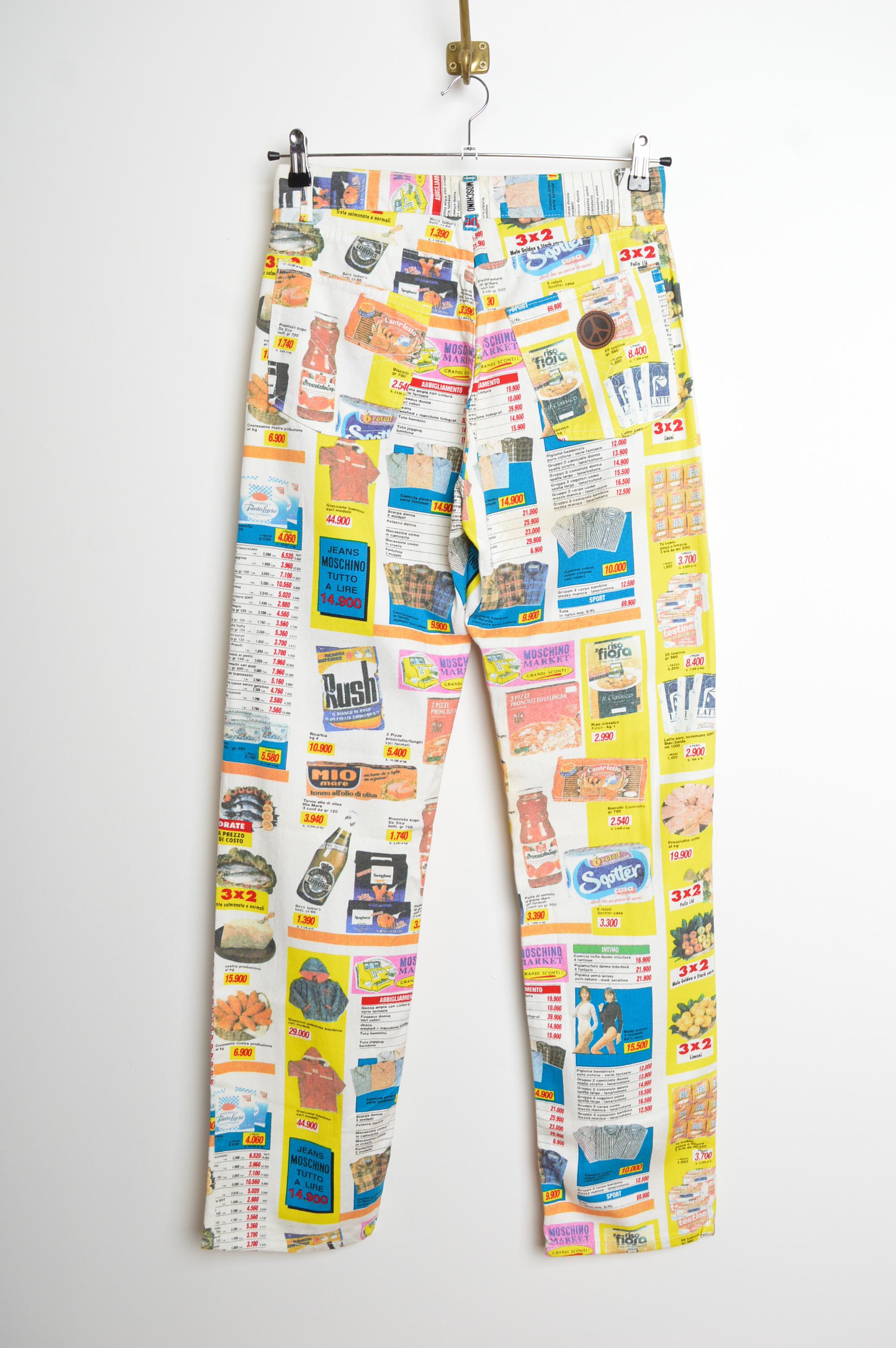 Seltene Vintage Franco Moschino Supermarkt Pop Art Druck Bunte Denim Jeans im Angebot 6