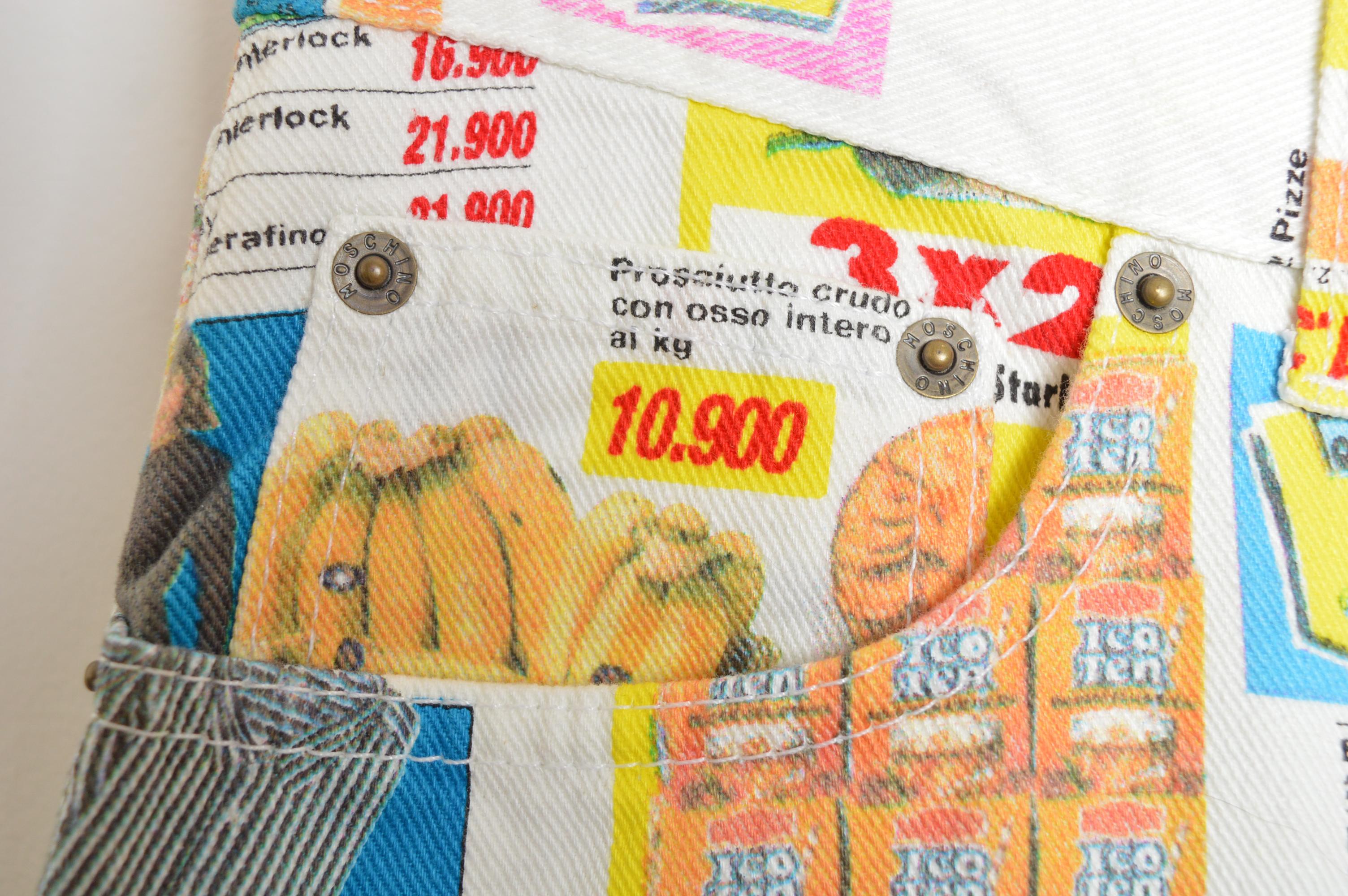 Seltene Vintage Franco Moschino Supermarkt Pop Art Druck Bunte Denim Jeans im Angebot 3