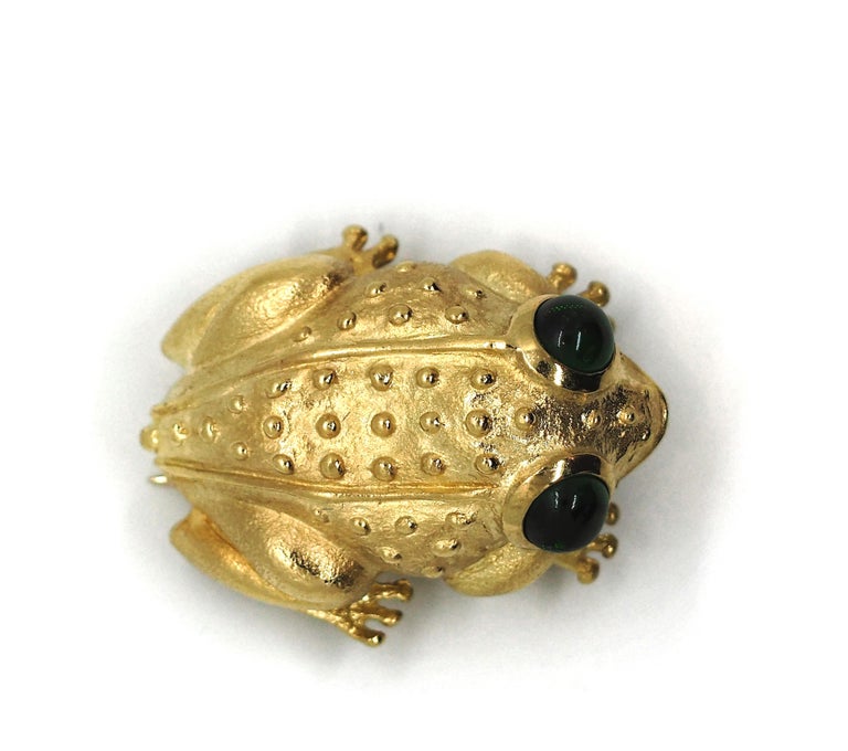 Women's or Men's Rare Vintage Frog Brooch 18 Karat Yellow Gold For Sale