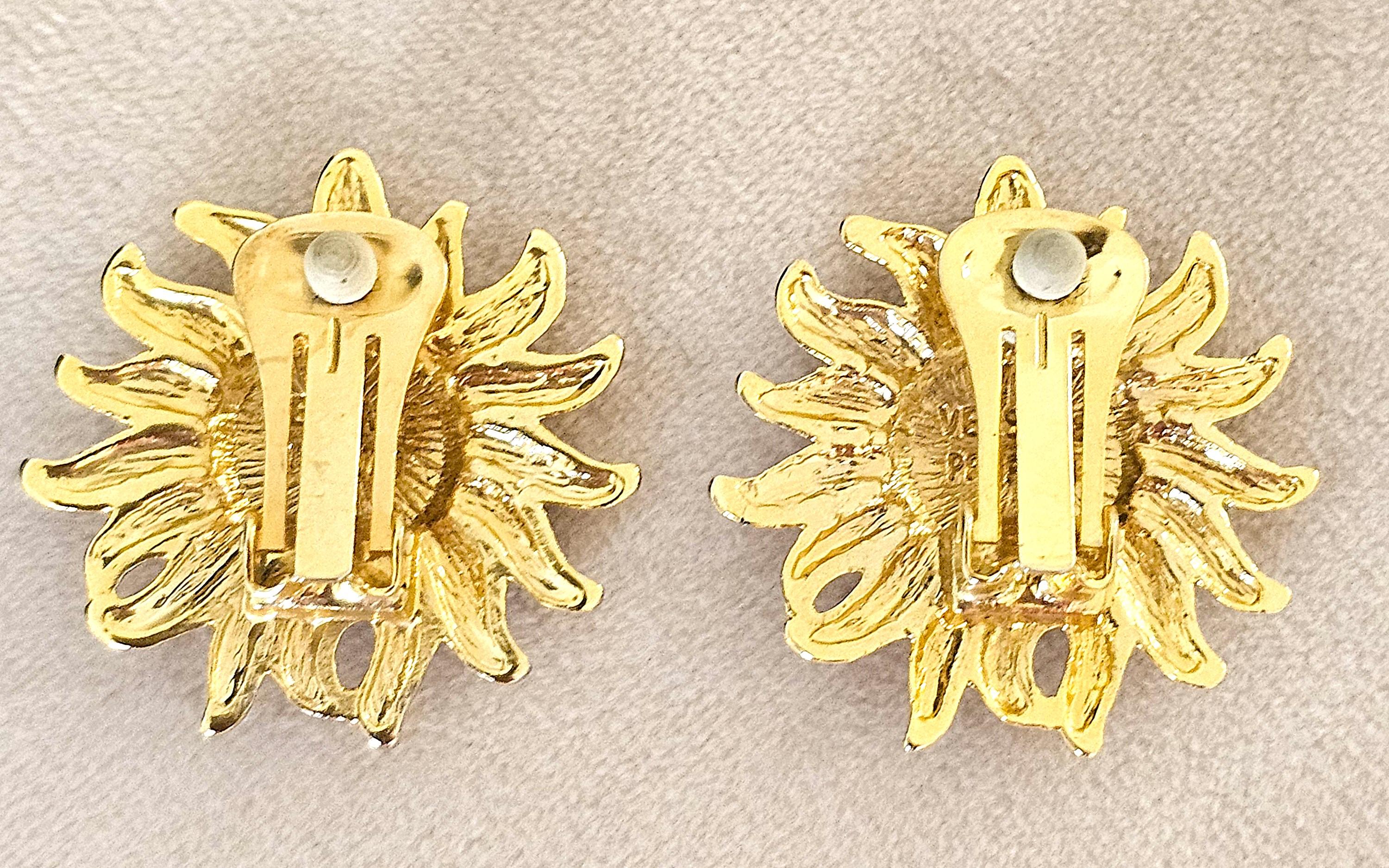 Raro Vintage Gianni Versace Sol de Oro Pendientes de clip Pasarela 1981 en Excelente estado para la venta en 'S-HERTOGENBOSCH, NL