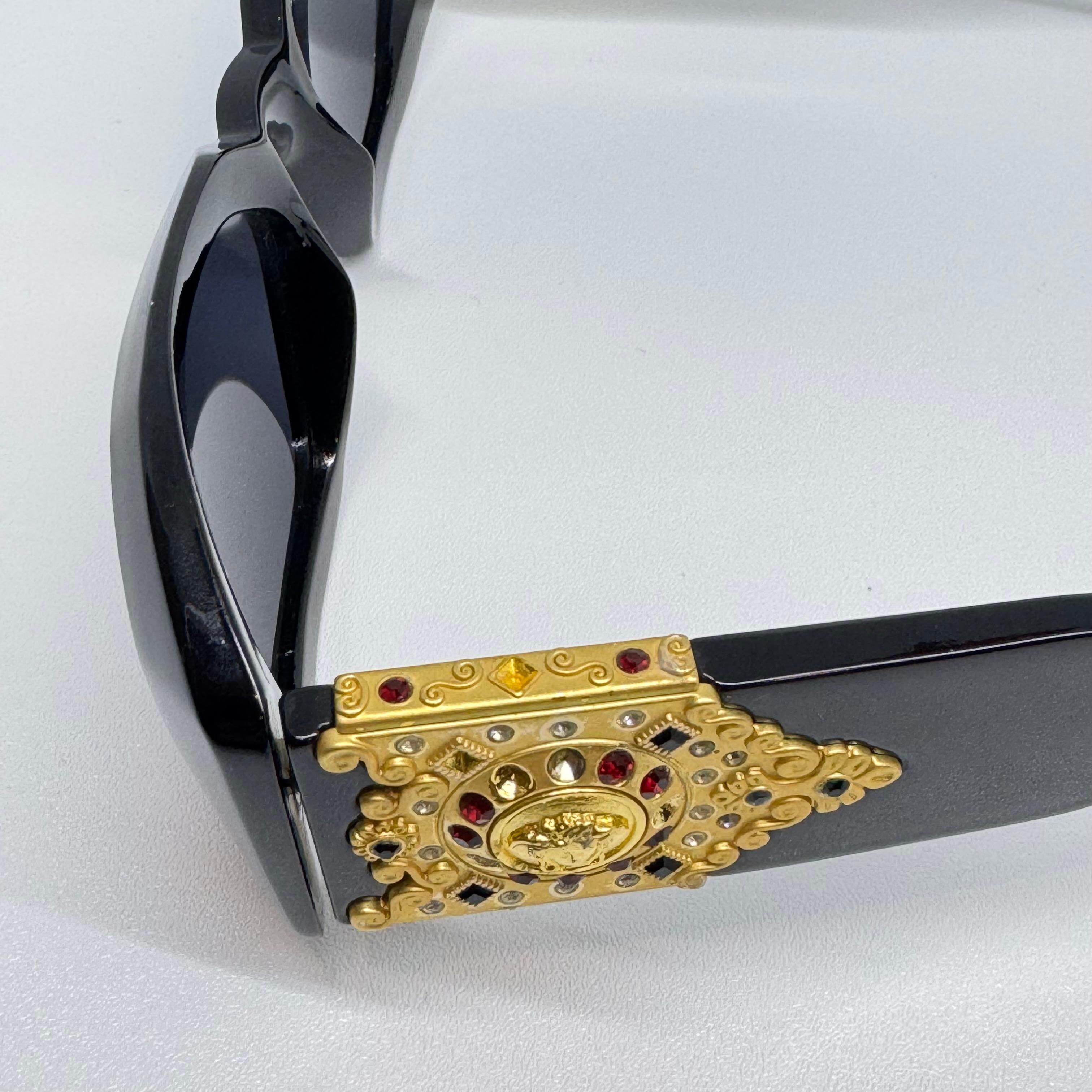 Rare Vintage Gianni Versace Gripoix Medusa Head Sunglasses For Sale 8