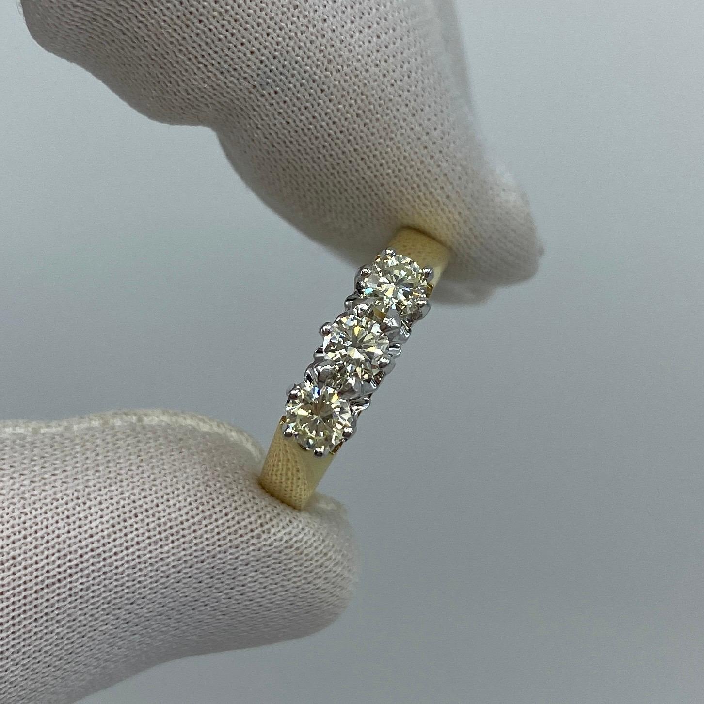 Vintage GRAFF Trilogy Three-Stone Diamond 18k Yellow & White Gold Ring.

A stunning 18k yellow & white gold diamond ring set with 3 beautiful diamonds.

The 3 diamonds have a superior top quality cut, excellent clarity (VS1-VVS2) and I/J Colour.