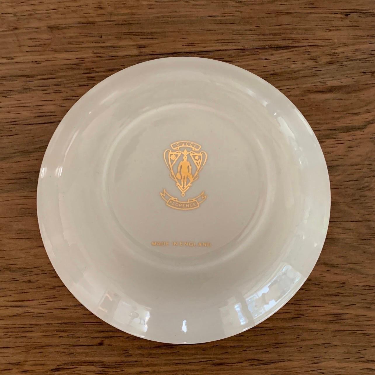 gucci flower ashtray