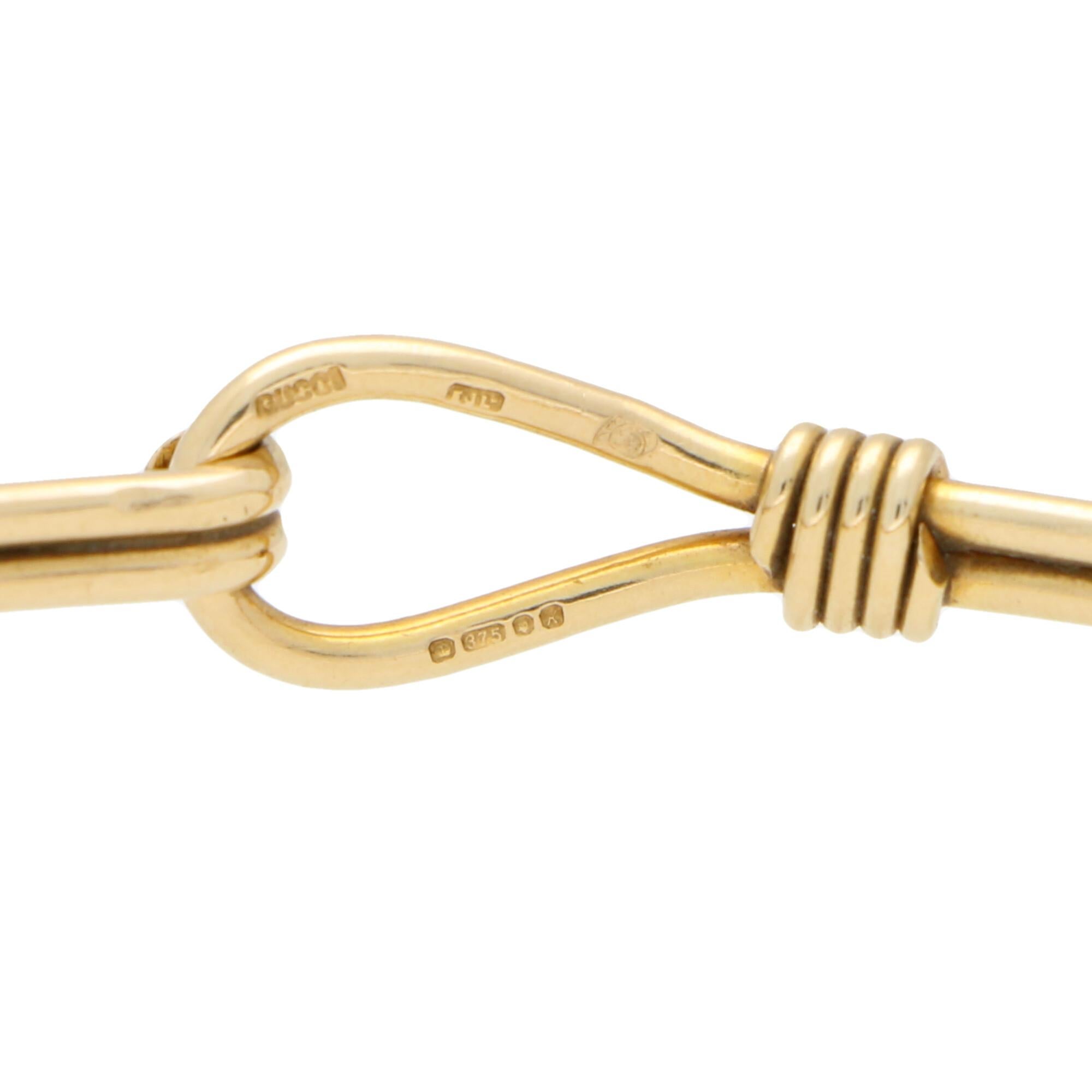 Rare Vintage Gucci Stirrup Bangle Bracelet Set in 9 Karat Yellow Gold In Good Condition In London, GB