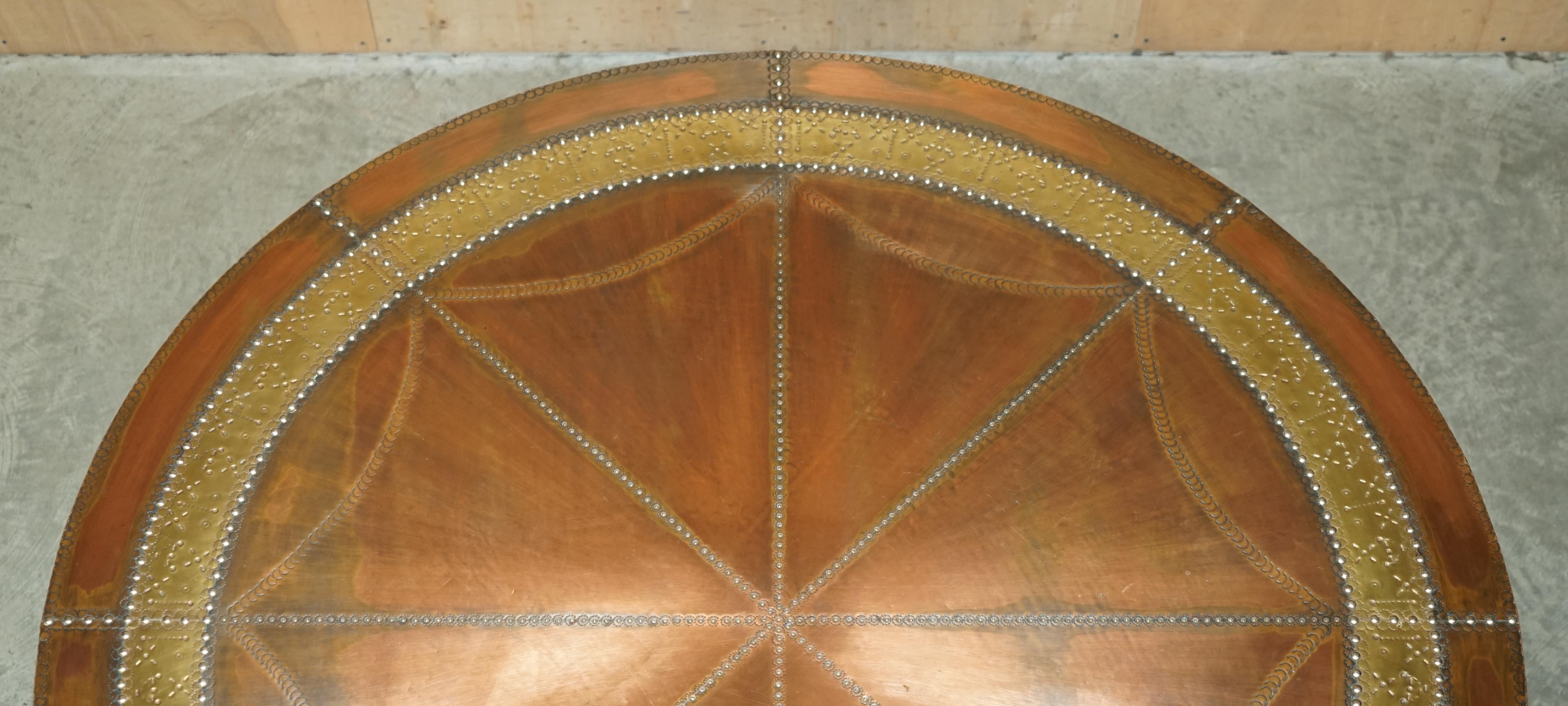 RARE ViNTAGE HAND HAMMERED COPPER & BRASS ROUND MEDIEVAL LOOKING DINING TABLE 2