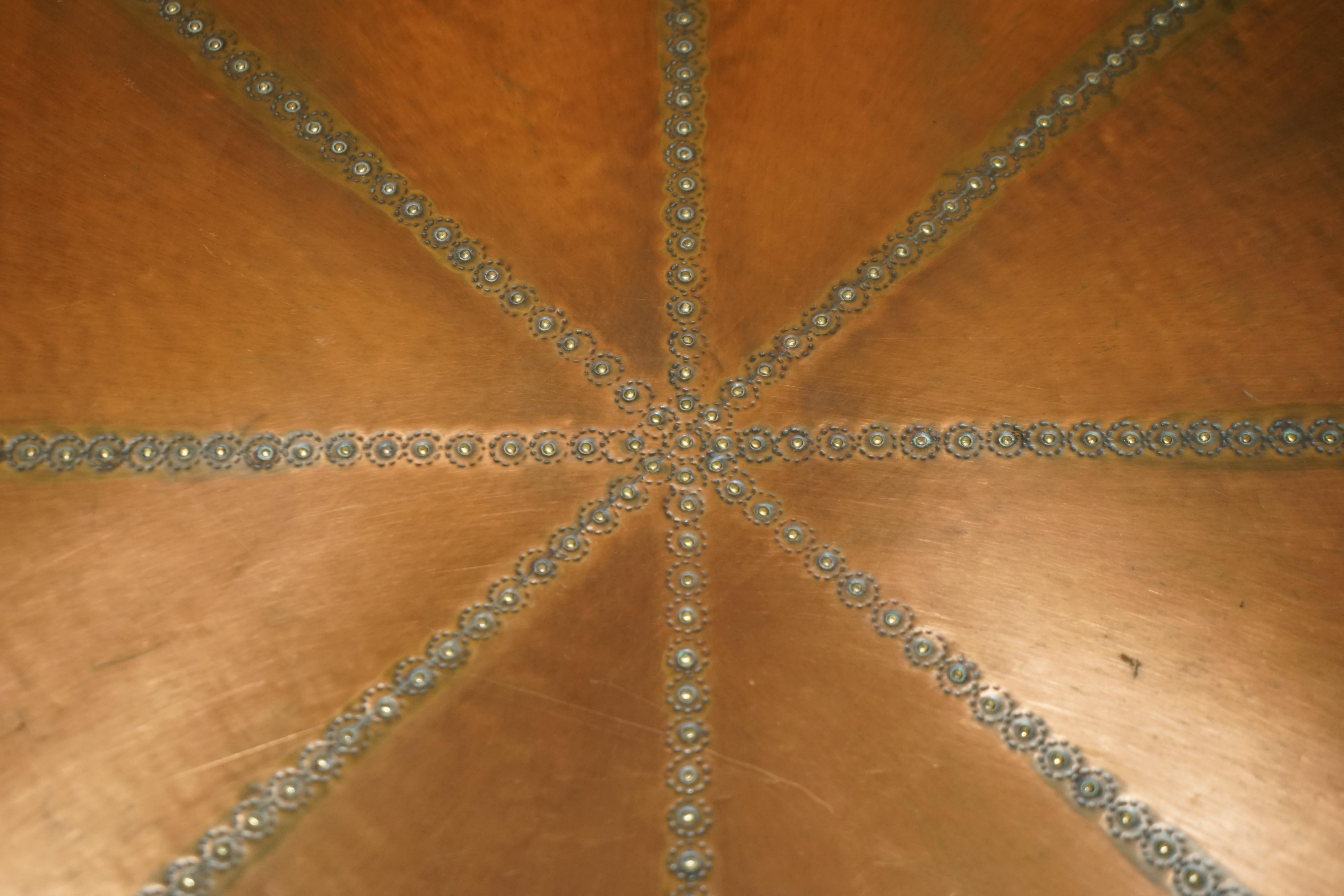 RARE ViNTAGE HAND HAMMERED COPPER & BRASS ROUND MEDIEVAL LOOKING DINING TABLE 5