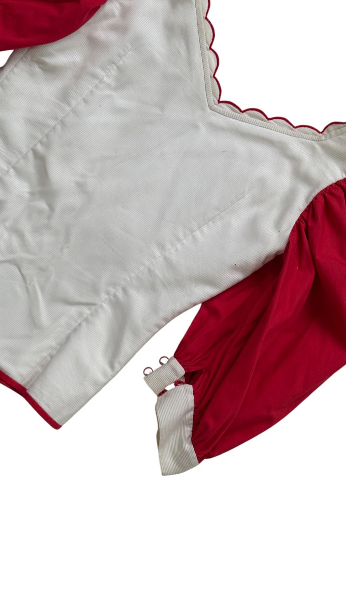 Seltene handgefertigte Bauernkorsettbluse mit Puffärmeln und Wellenbesatz im Angebot 5