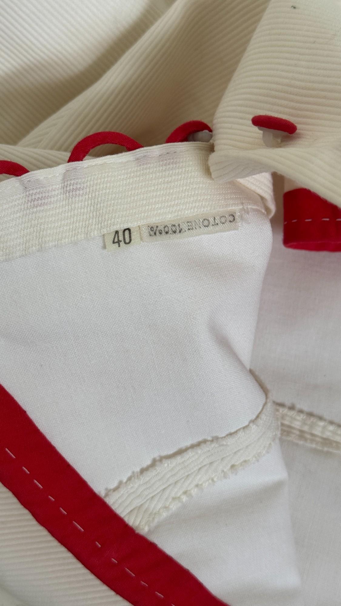 Seltene handgefertigte Bauernkorsettbluse mit Puffärmeln und Wellenbesatz im Angebot 6
