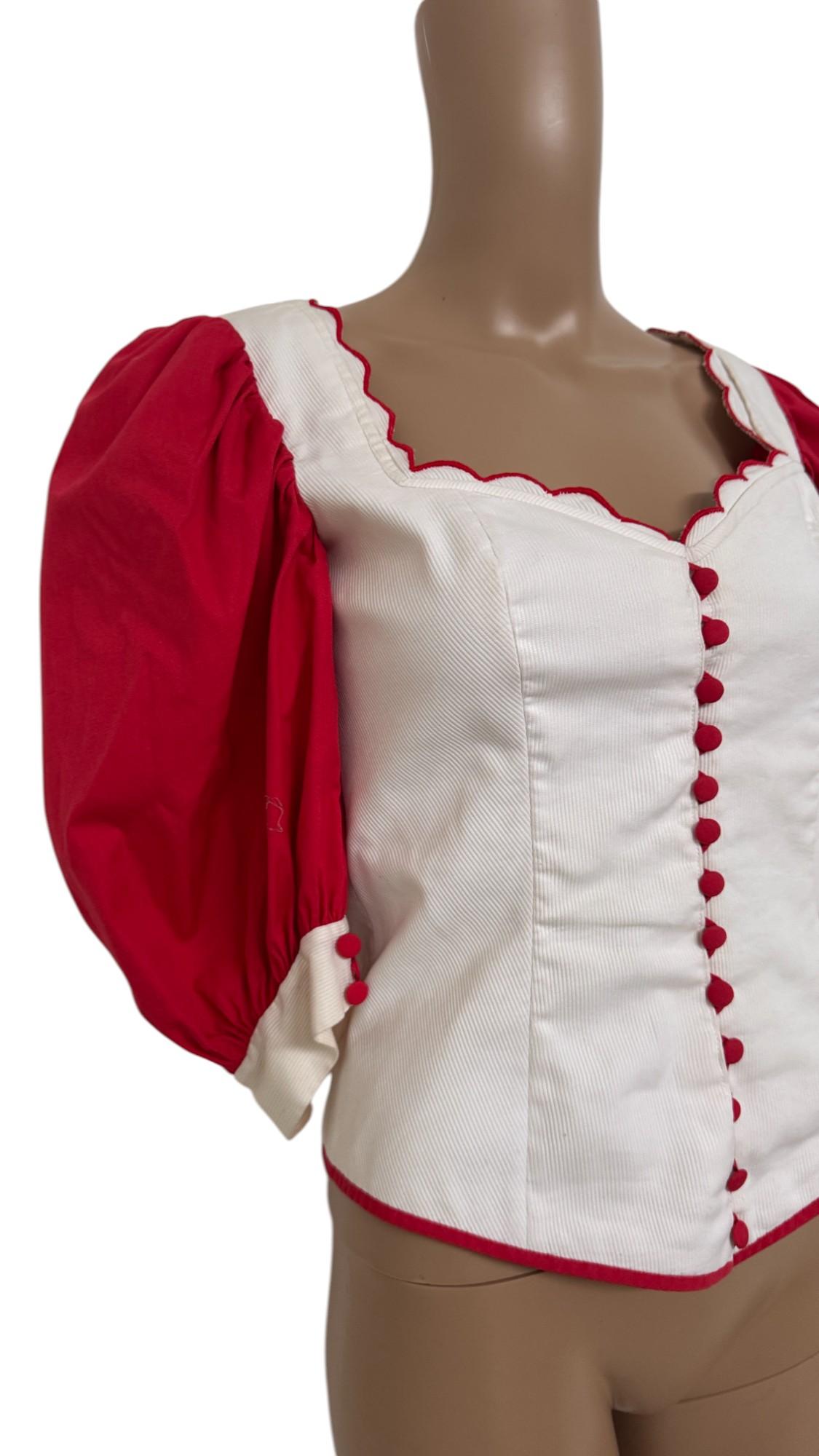 Seltene handgefertigte Bauernkorsettbluse mit Puffärmeln und Wellenbesatz im Angebot 10