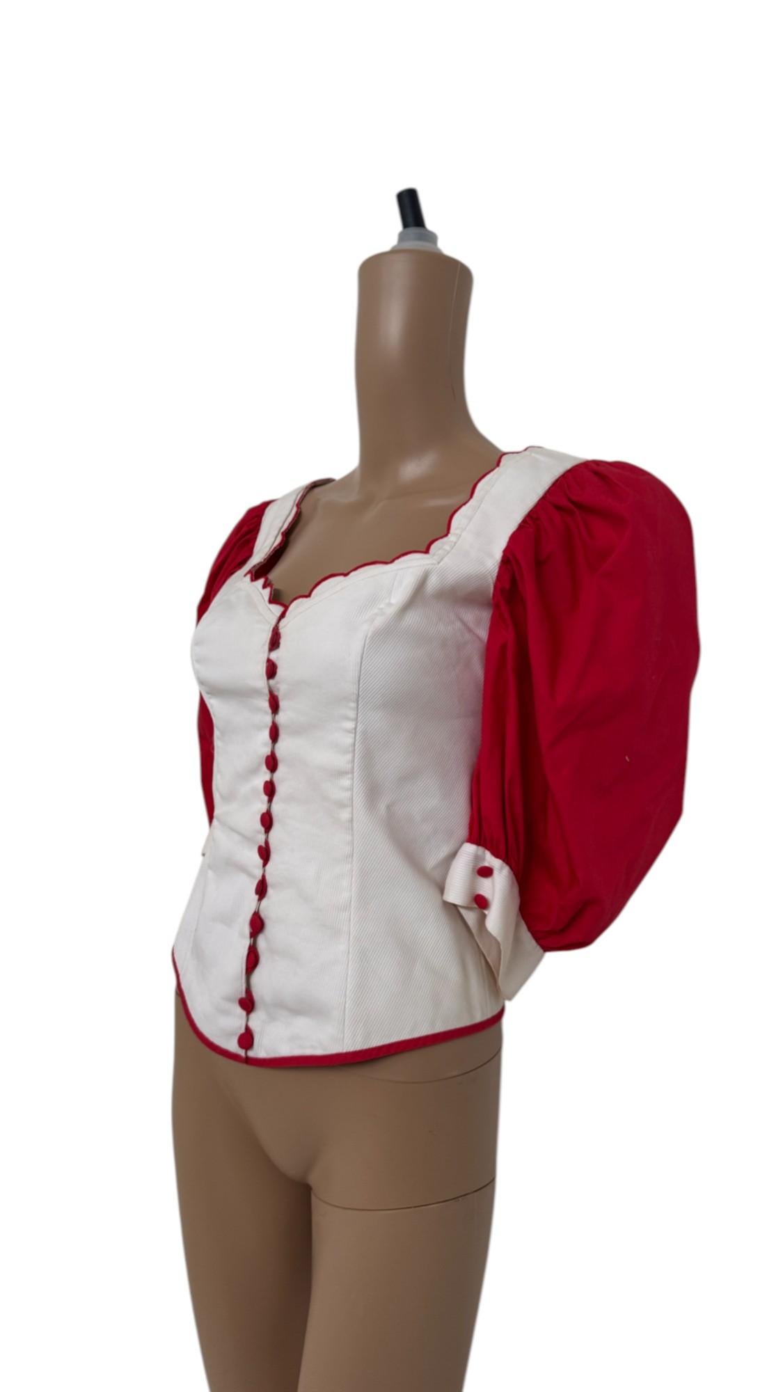 Seltene handgefertigte Bauernkorsettbluse mit Puffärmeln und Wellenbesatz im Angebot 13