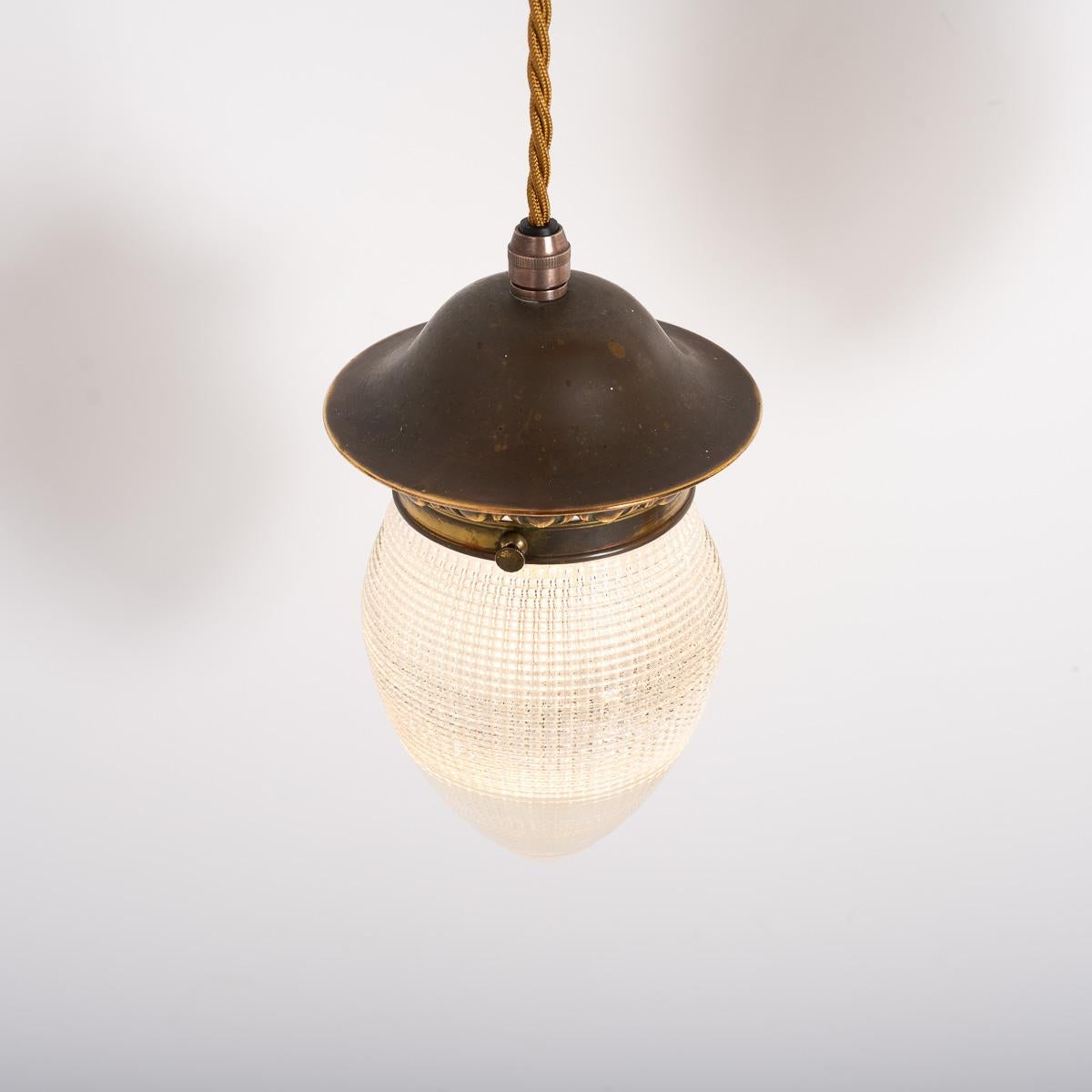 Seltene Vintage Holophane Petite Prismatische Kiefernglas-Pendelleuchte Trio, Vintage im Angebot 7