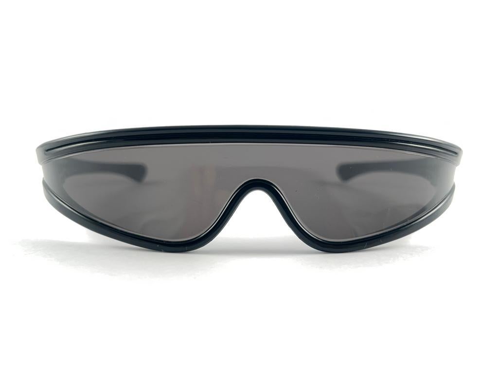 Rare Vintage Idc Black Mask Medium Grey Mono Lens Sunglasses 80'S Made In France 10