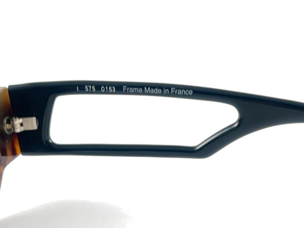 Petites lunettes de soleil vintage Idc noires et écailles, fabriquées en France, années 1990 en vente 6