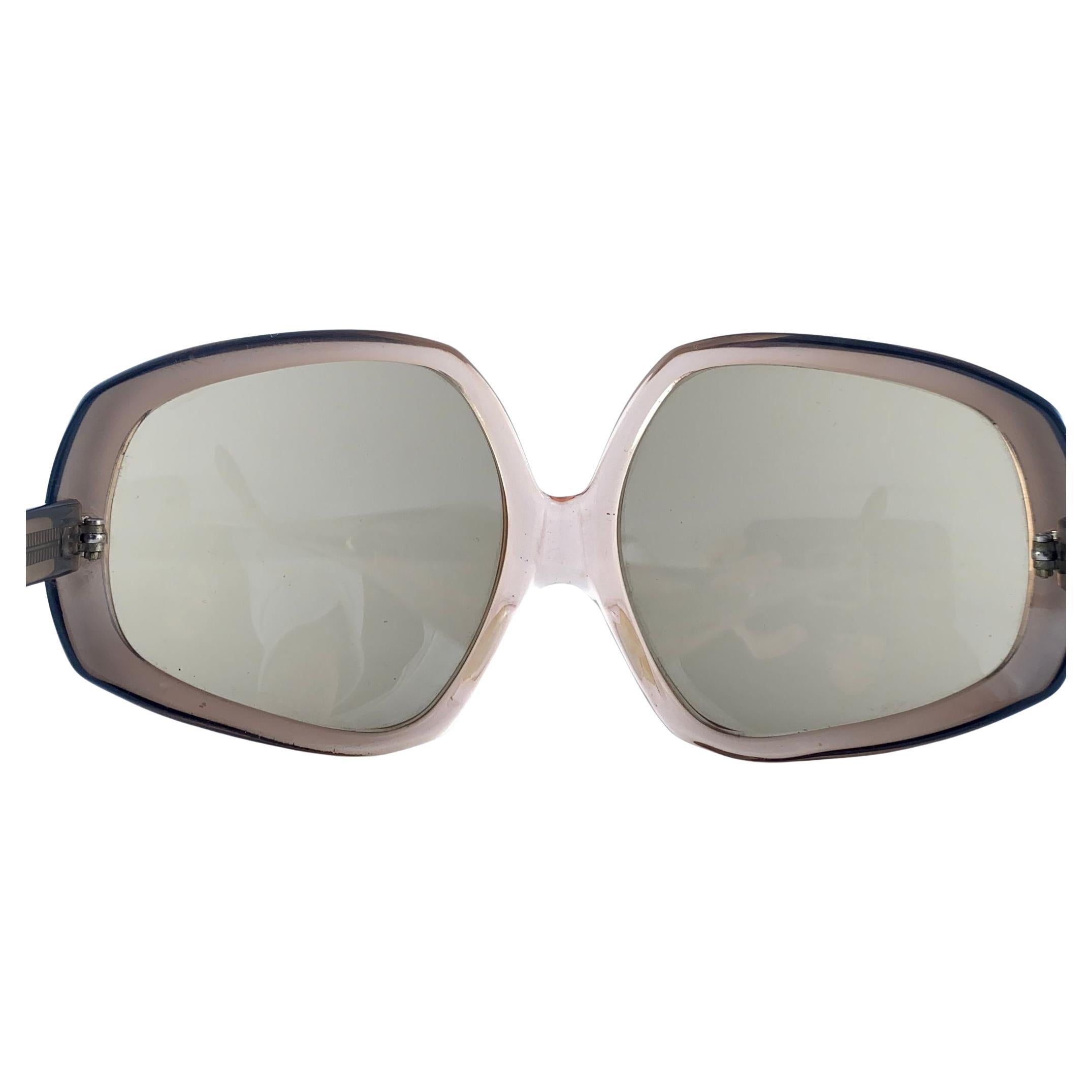 Seltene übergroße Indo Caracas Vintage-Sonnenbrille in Übergröße 1970er Jahre Paris (Grau) im Angebot