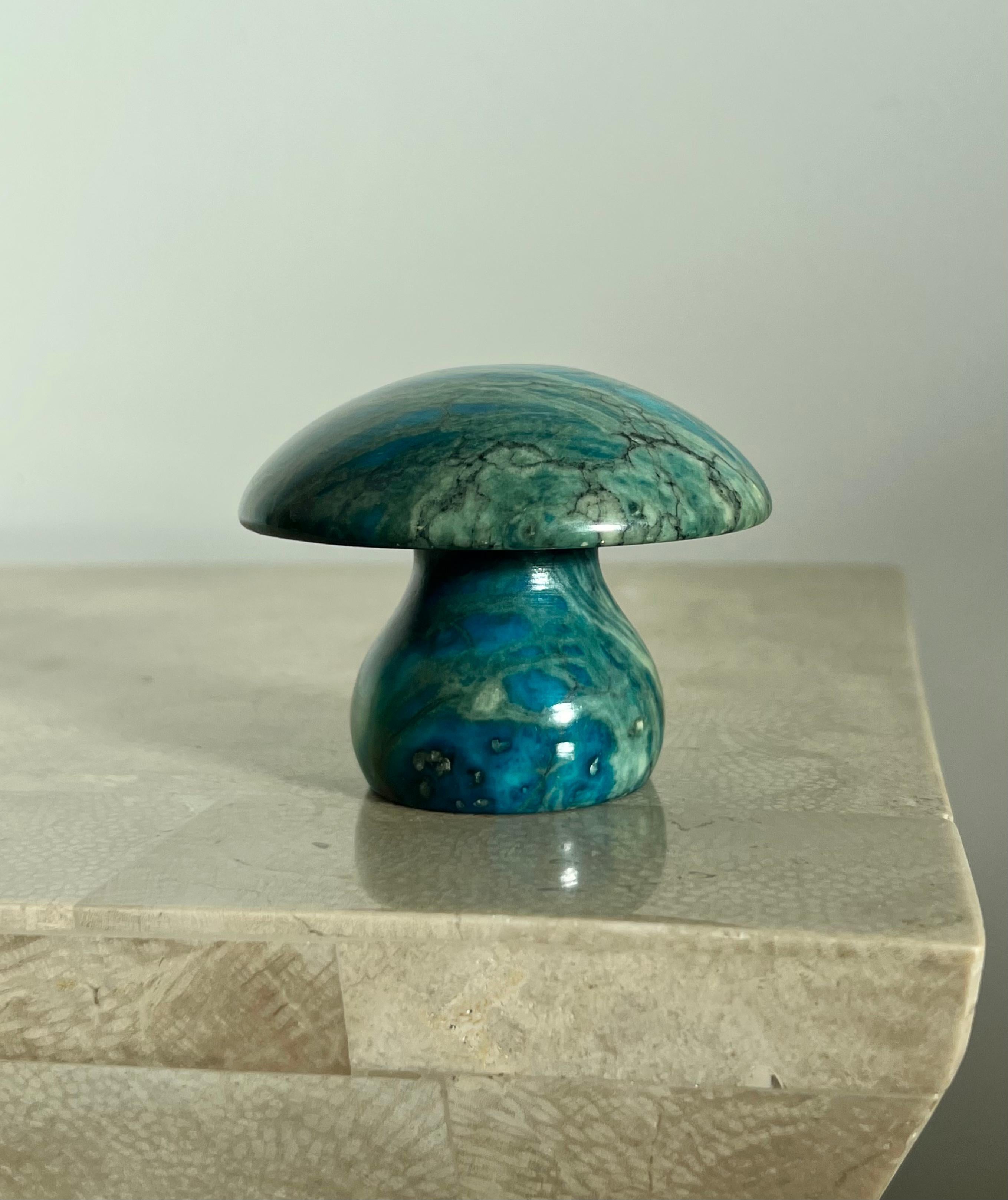 Hand-Carved Rare Vintage Italian Marble Mushroom Paperweight Objet D’art, 1960s