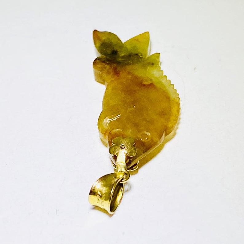 Portrait Cut Rare Vintage Jade Translucent 14 Karat Yellow Gold RARE Fish Pendant/Charm