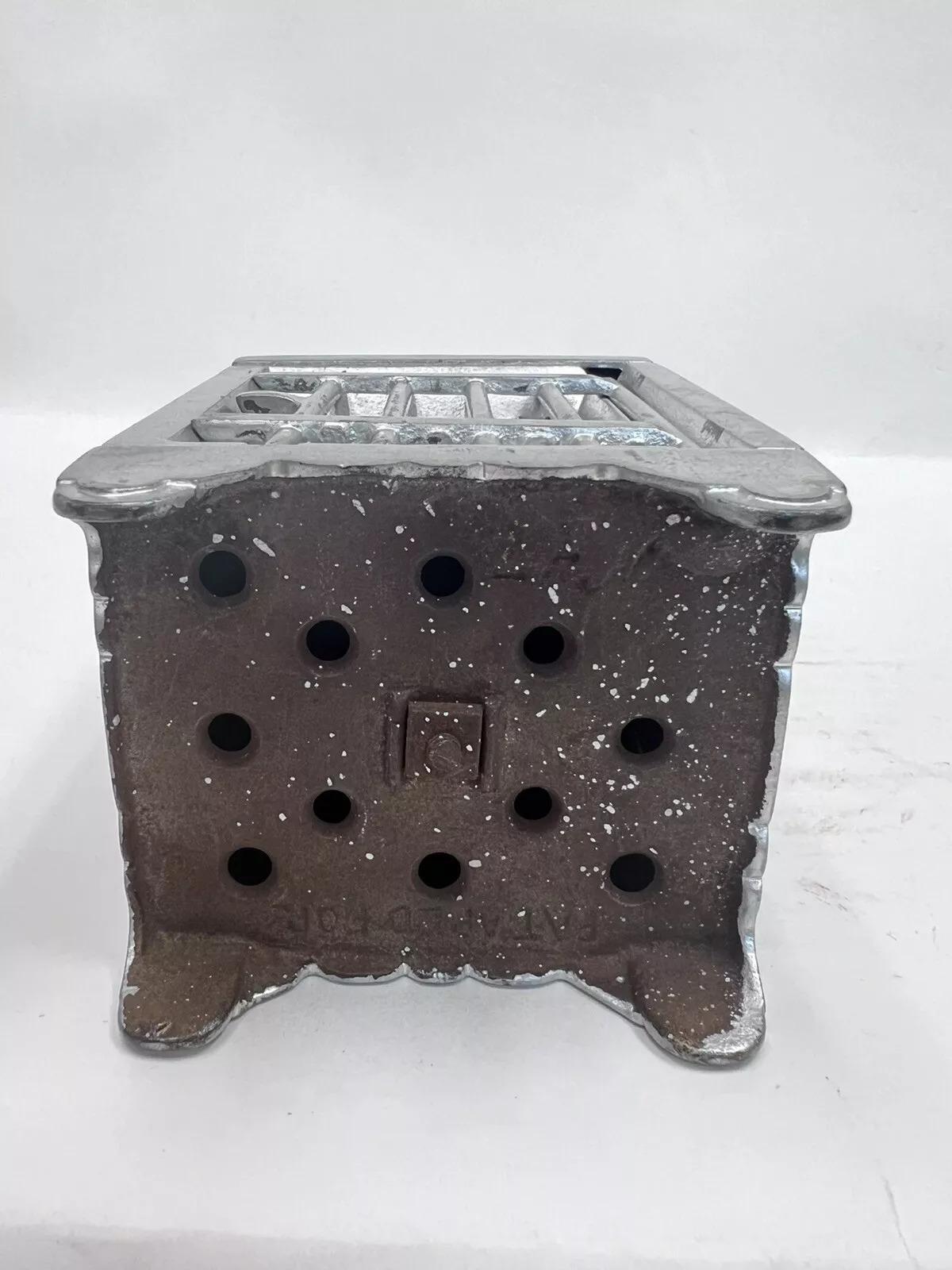 Rare Vintage J.E. Stevens Jewel Bank Cast Iron Safe (With Key) For Sale 2