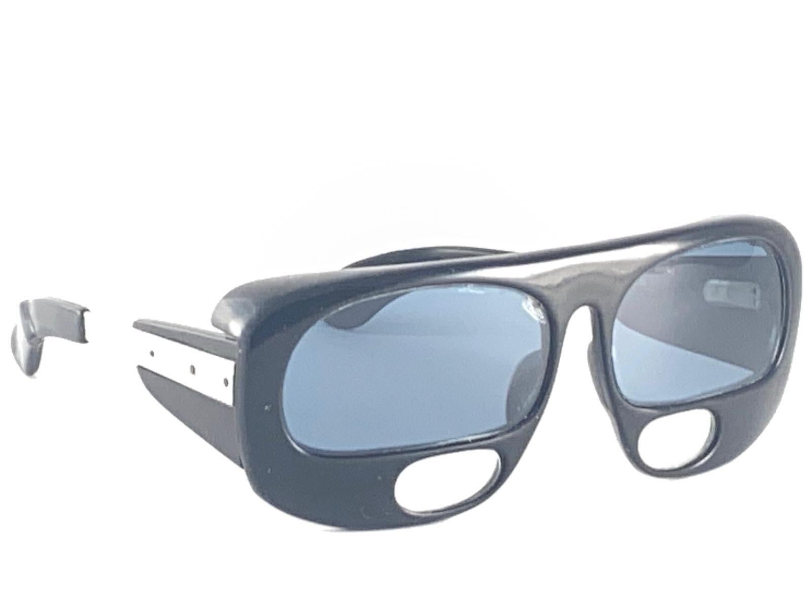 Rare lunettes de soleil vintage Korea Fishing 9248 frame Polarized Lenses 1980's en vente 1